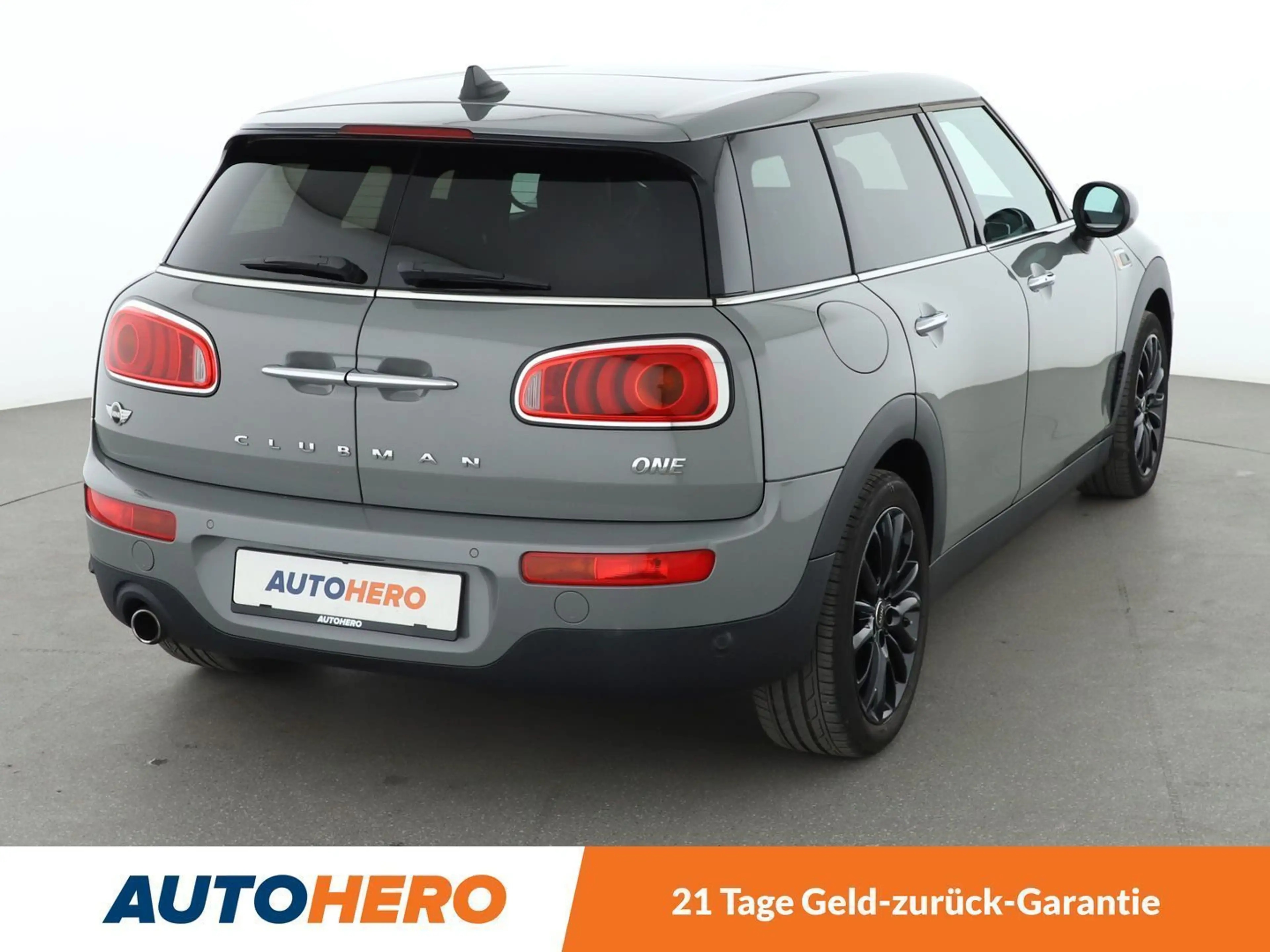 MINI One Clubman One*NAVI*LED*TEMPO*PDC*PANO* — photo 6