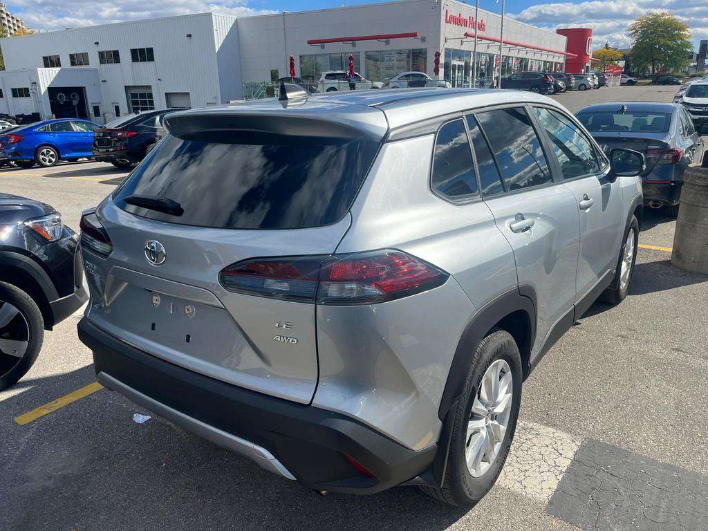 2026 Toyota Corolla Cross LE | 1 Owner | Clean Carfax | Bluetooth | Carplay | Keyless Entry | Push Start | — photo 4