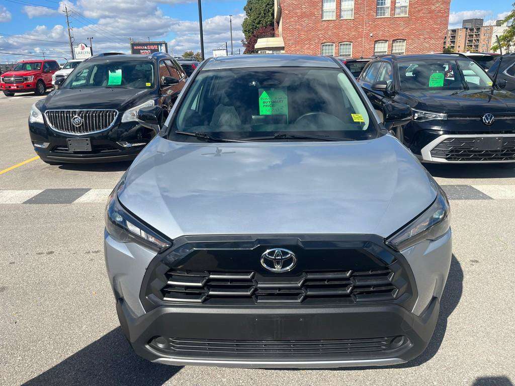 2026 Toyota Corolla Cross LE | 1 Owner | Clean Carfax | Bluetooth | Carplay | Keyless Entry | Push Start | — photo 2