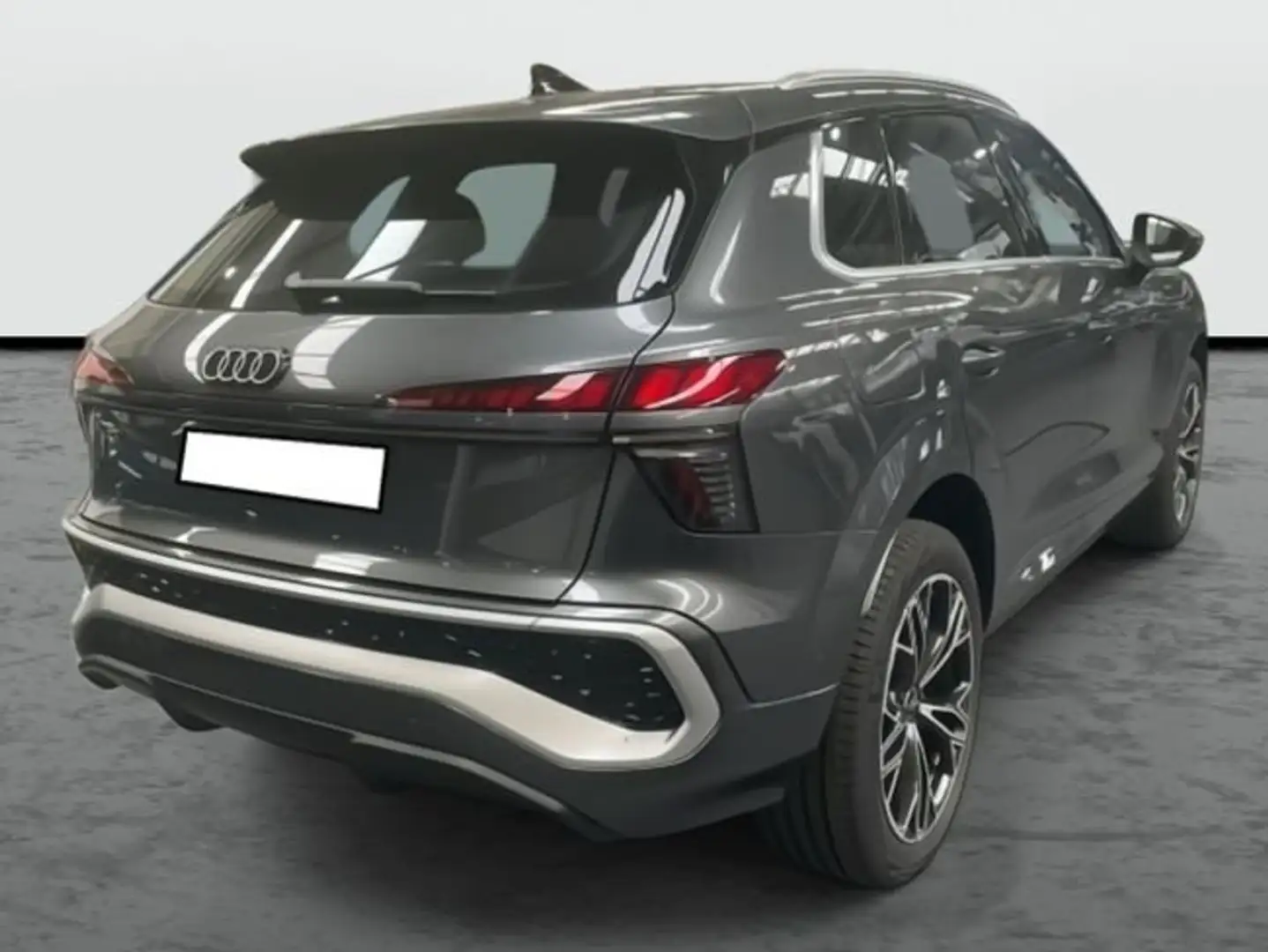 Audi Q3 S line e-hybrid 200 kW (272 CV) S tronic Gris - 2