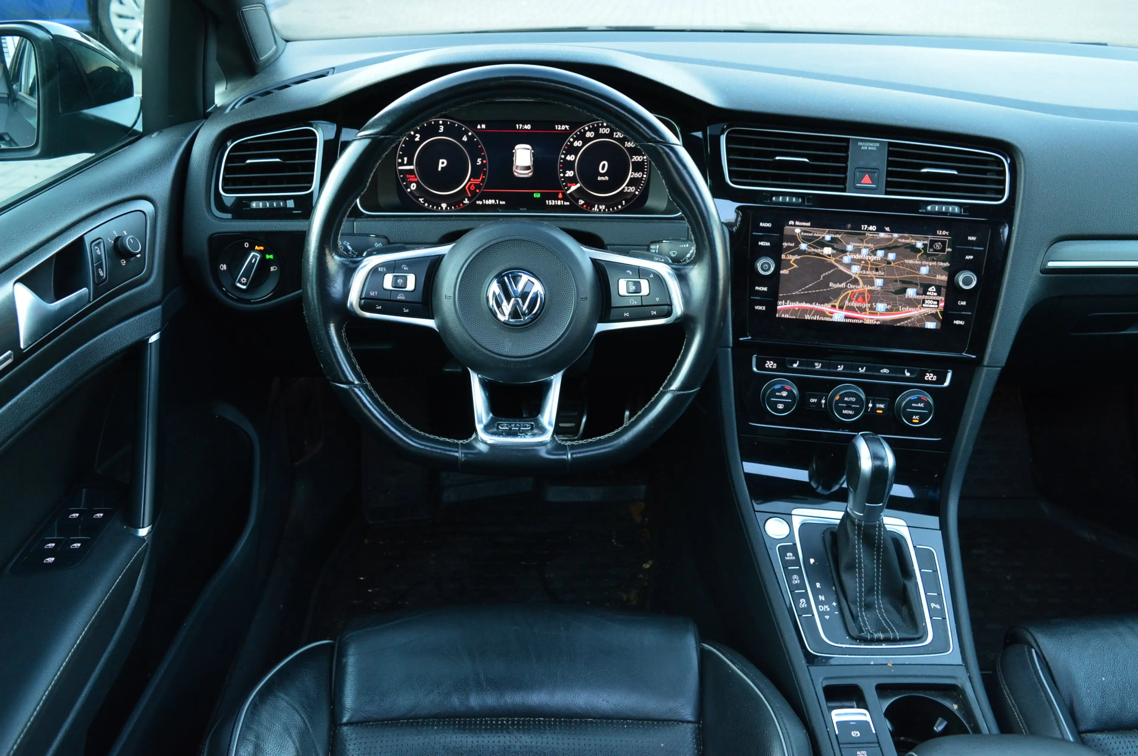 Volkswagen Golf GTD Golf VII 2.0 GTD BMT Variant*DSG*Panorama*KeylGO — photo 10