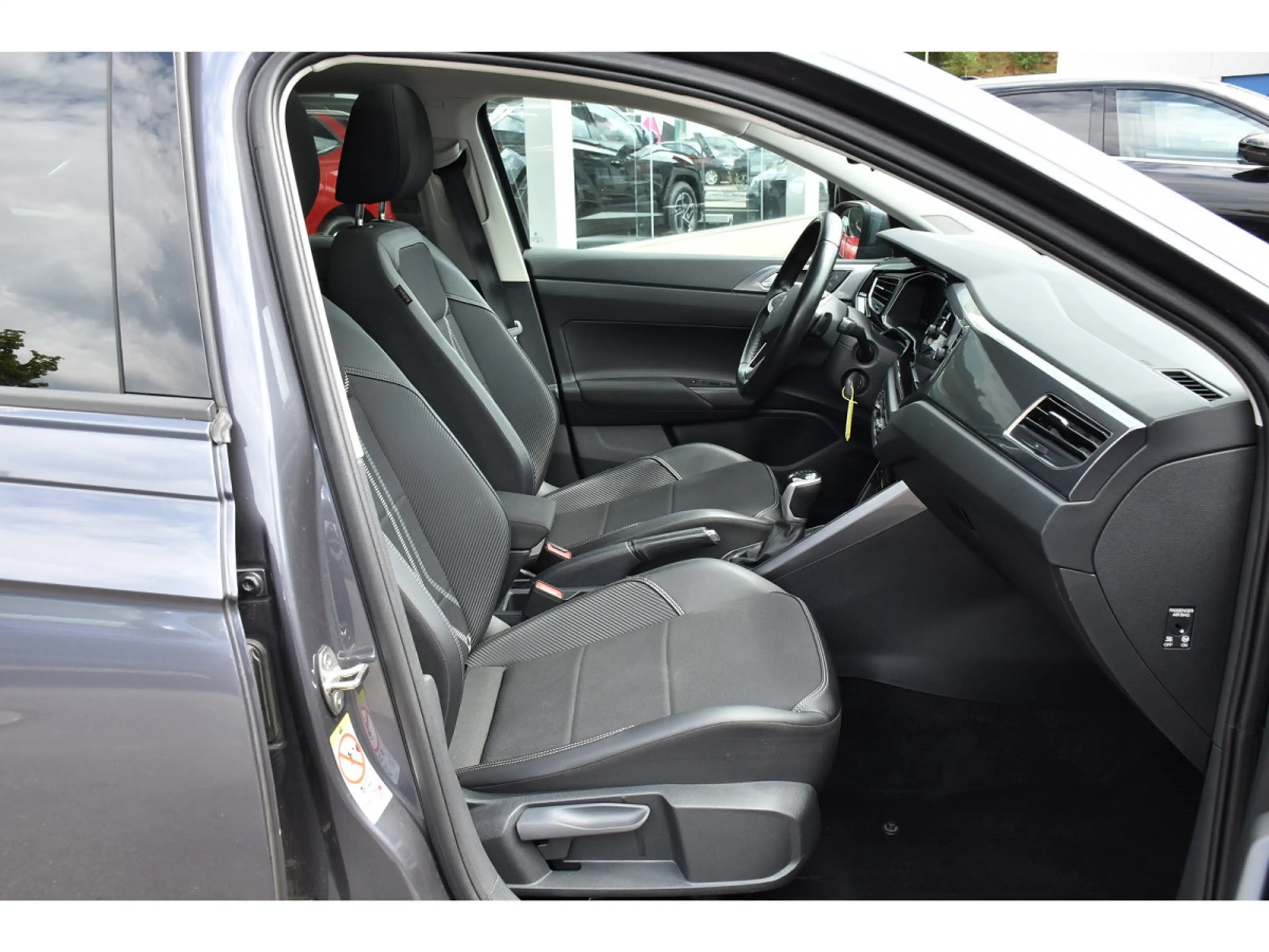 Volkswagen Taigo 1.0 TSI Style DSG TO ACC TRAVEL LED ATT RMQ JA17 — photo 7