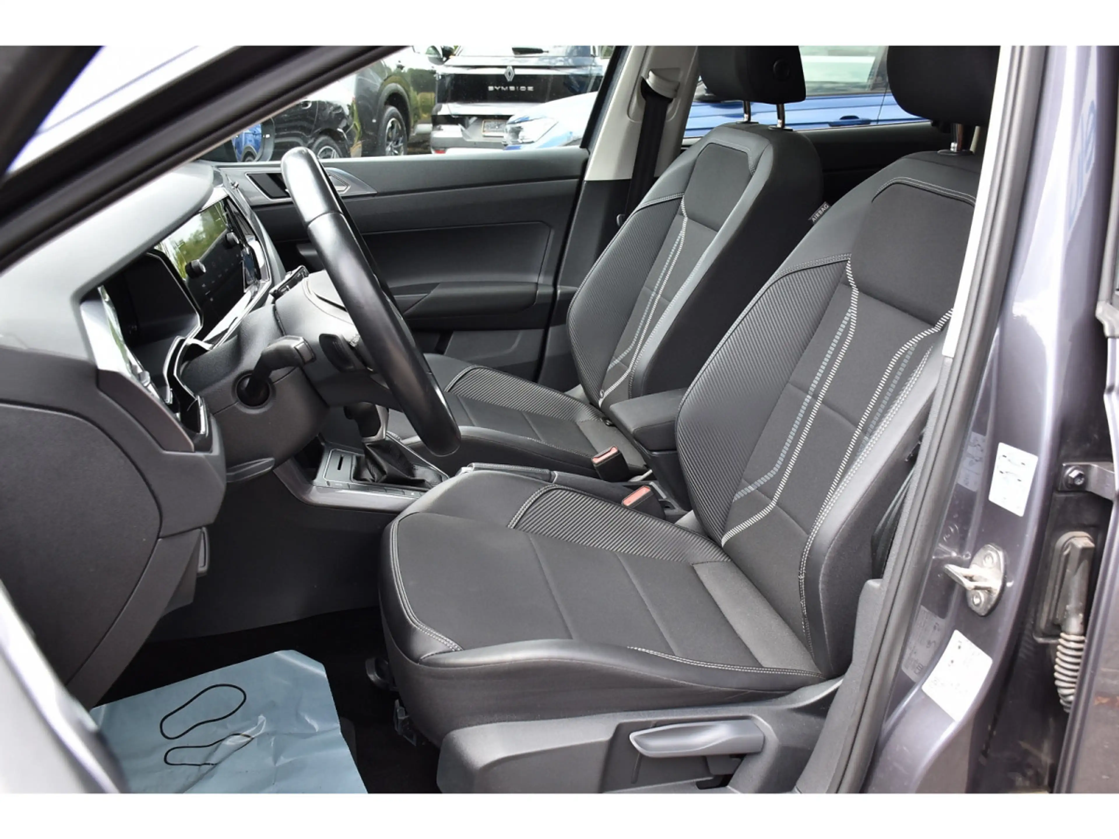 Volkswagen Taigo 1.0 TSI Style DSG TO ACC TRAVEL LED ATT RMQ JA17 — photo 6