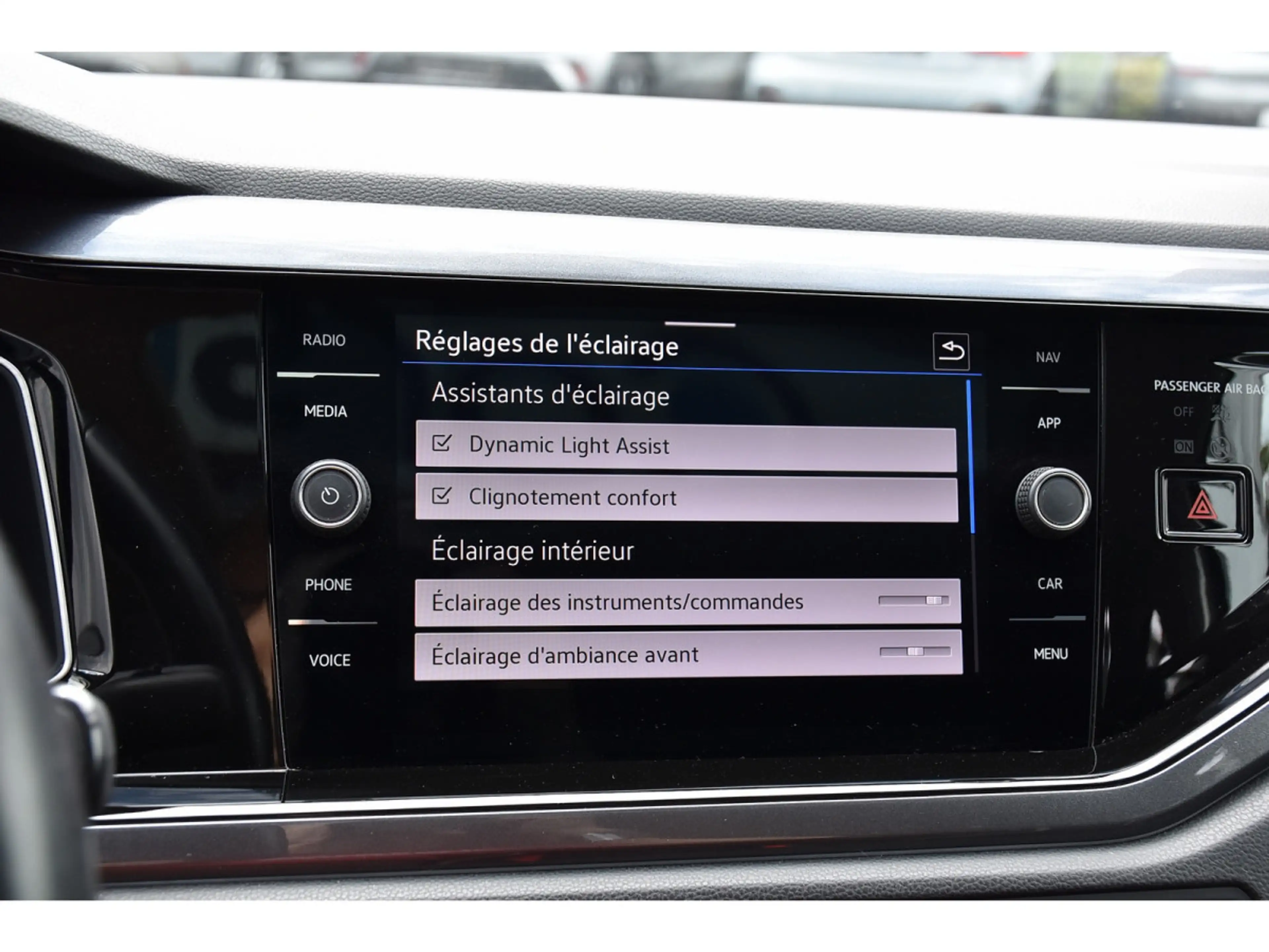 Volkswagen Taigo 1.0 TSI Style DSG TO ACC TRAVEL LED ATT RMQ JA17 — photo 15