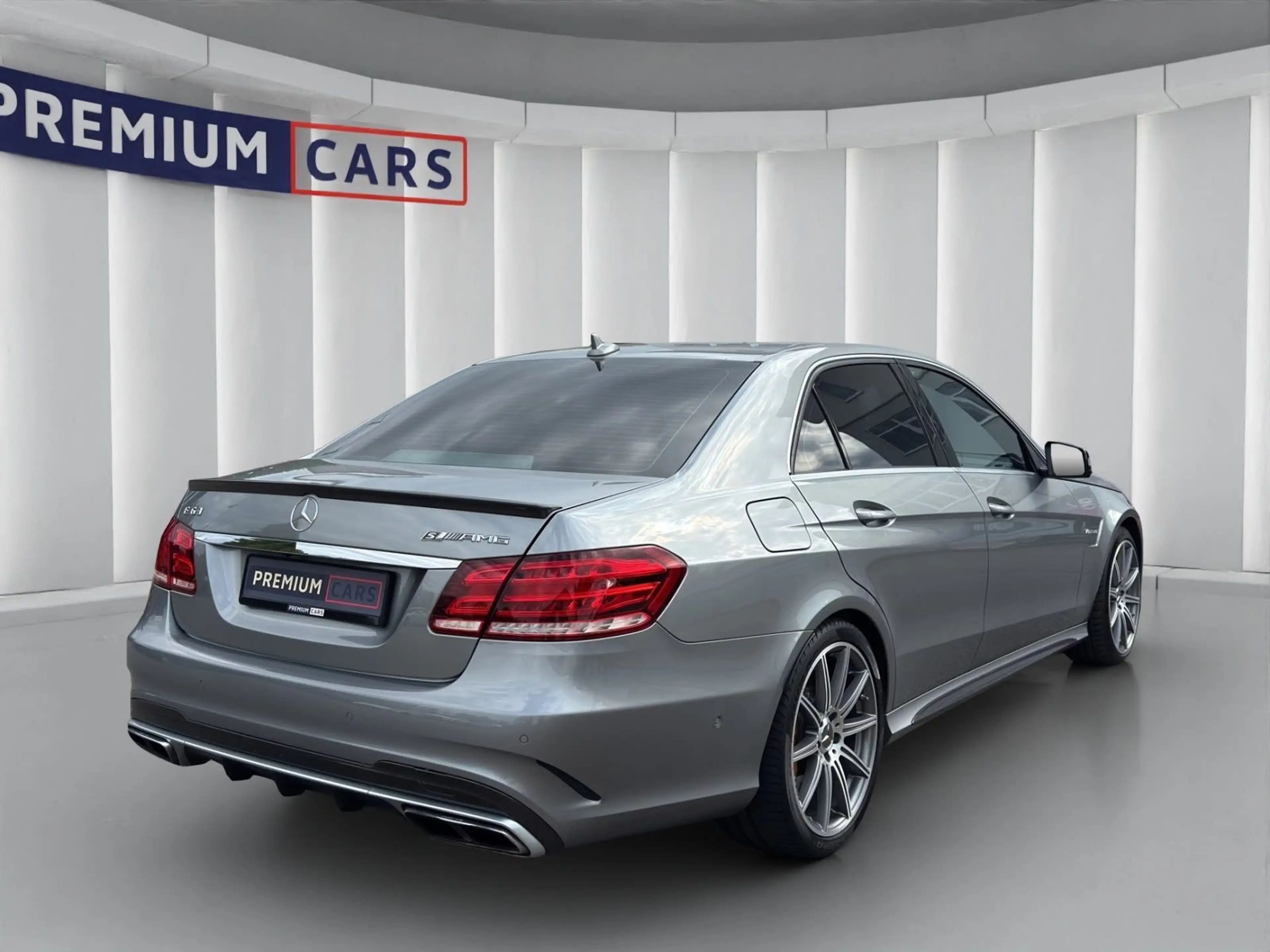 Mercedes-Benz E 63 AMG E63s AMG 4Matic*DE*Garantie*Finanzierung*Carbon* — photo 5