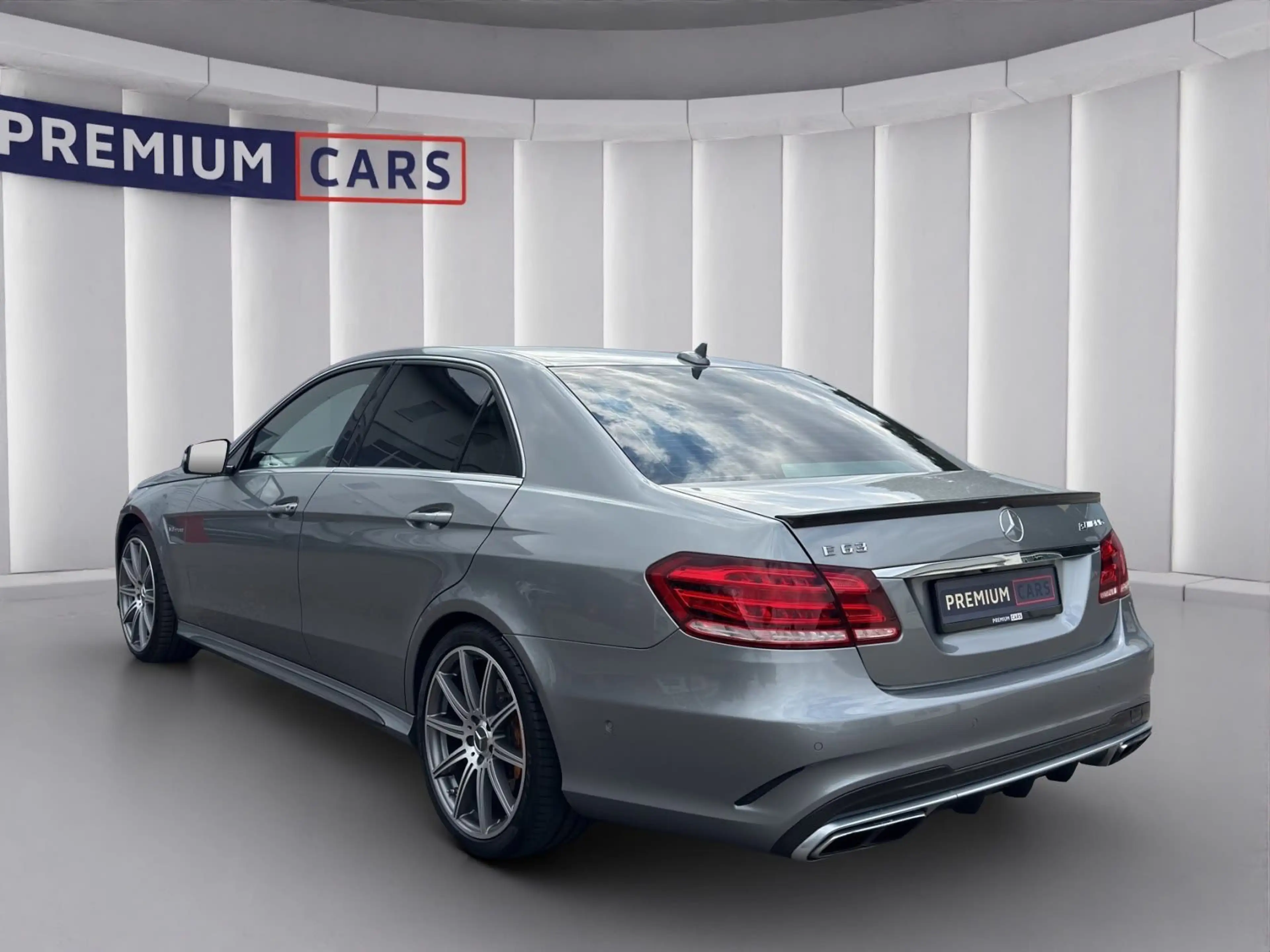 Mercedes-Benz E 63 AMG E63s AMG 4Matic*DE*Garantie*Finanzierung*Carbon* — photo 3