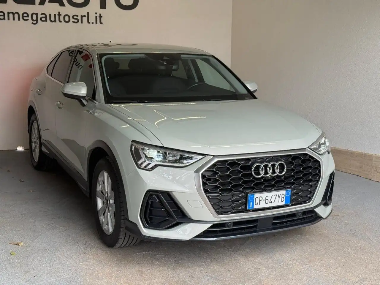 2023 Audi Q3 SPB 35 TDI, photograph 2