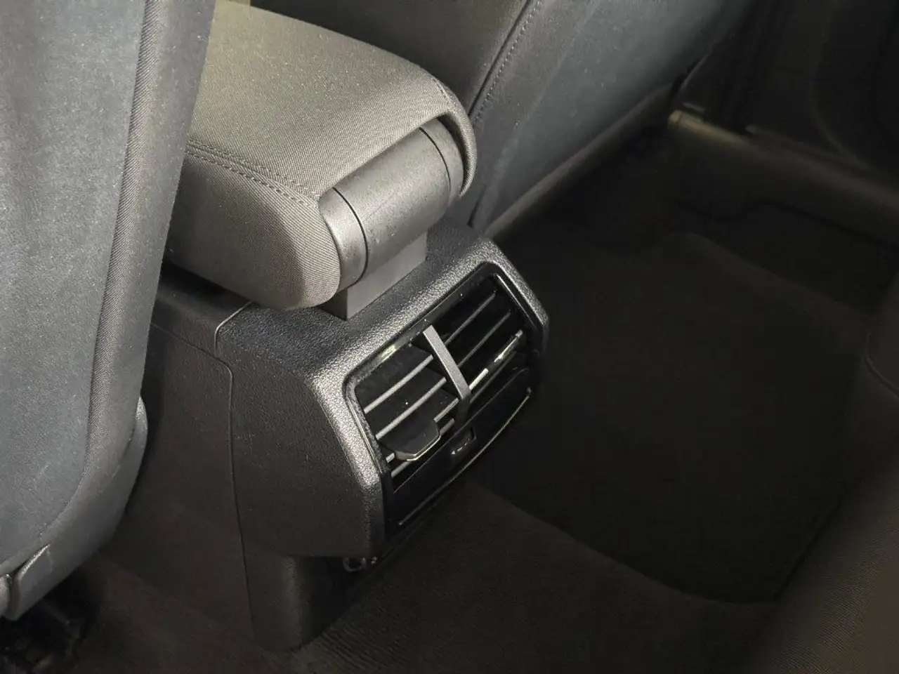 2023 Audi Q3 SPB 35 TDI, photograph 10