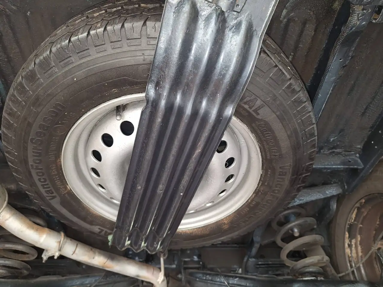 Volkswagen T4 2.5 TDI langer Radstand Wohnmobil rostfrei, foto 7