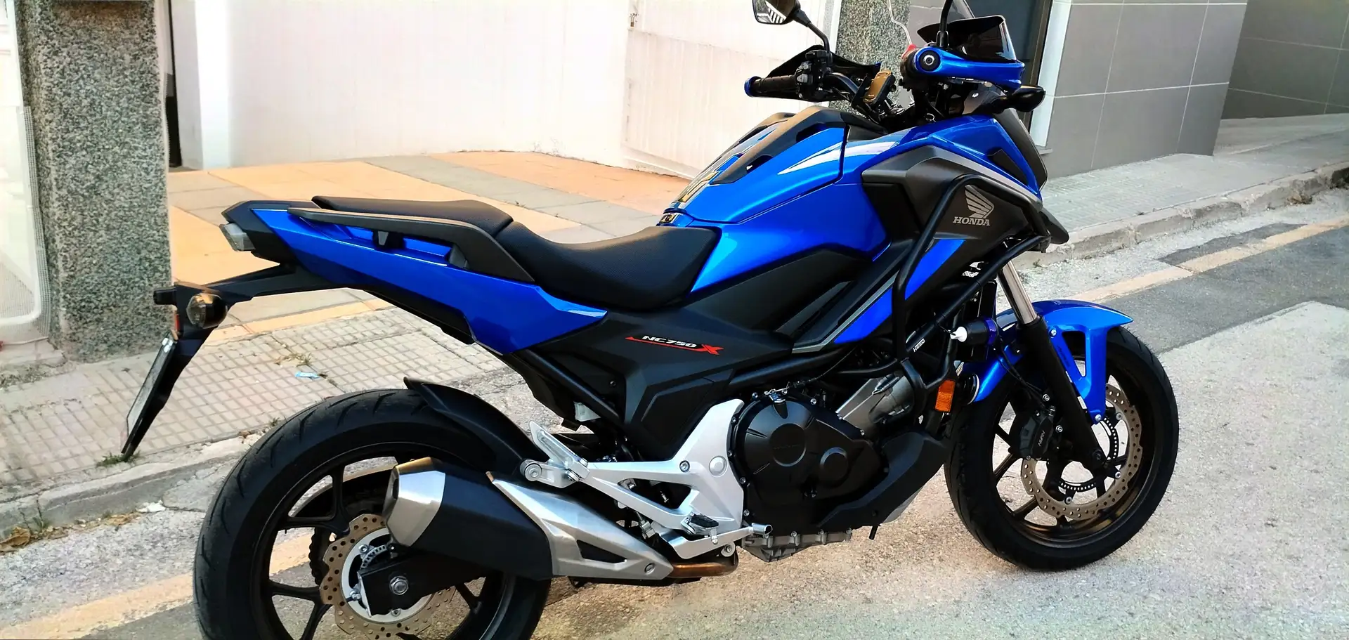 Honda NC 750 Honda nc750x - 1