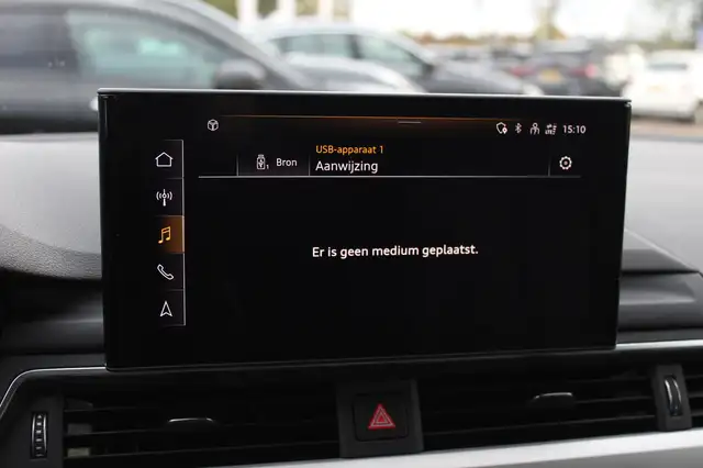 Audi A4 view 22