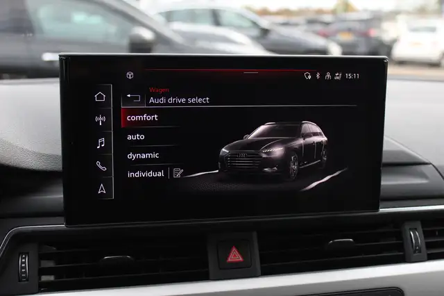 Audi A4 view 26