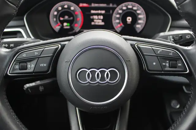 Audi A4 view 30