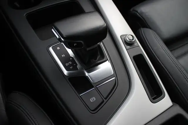 Audi A4 view 29