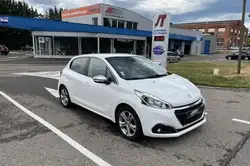 Peugeot 208 1.2i Pure Tech 12V - 110  BERLINE Allure PHASE 2