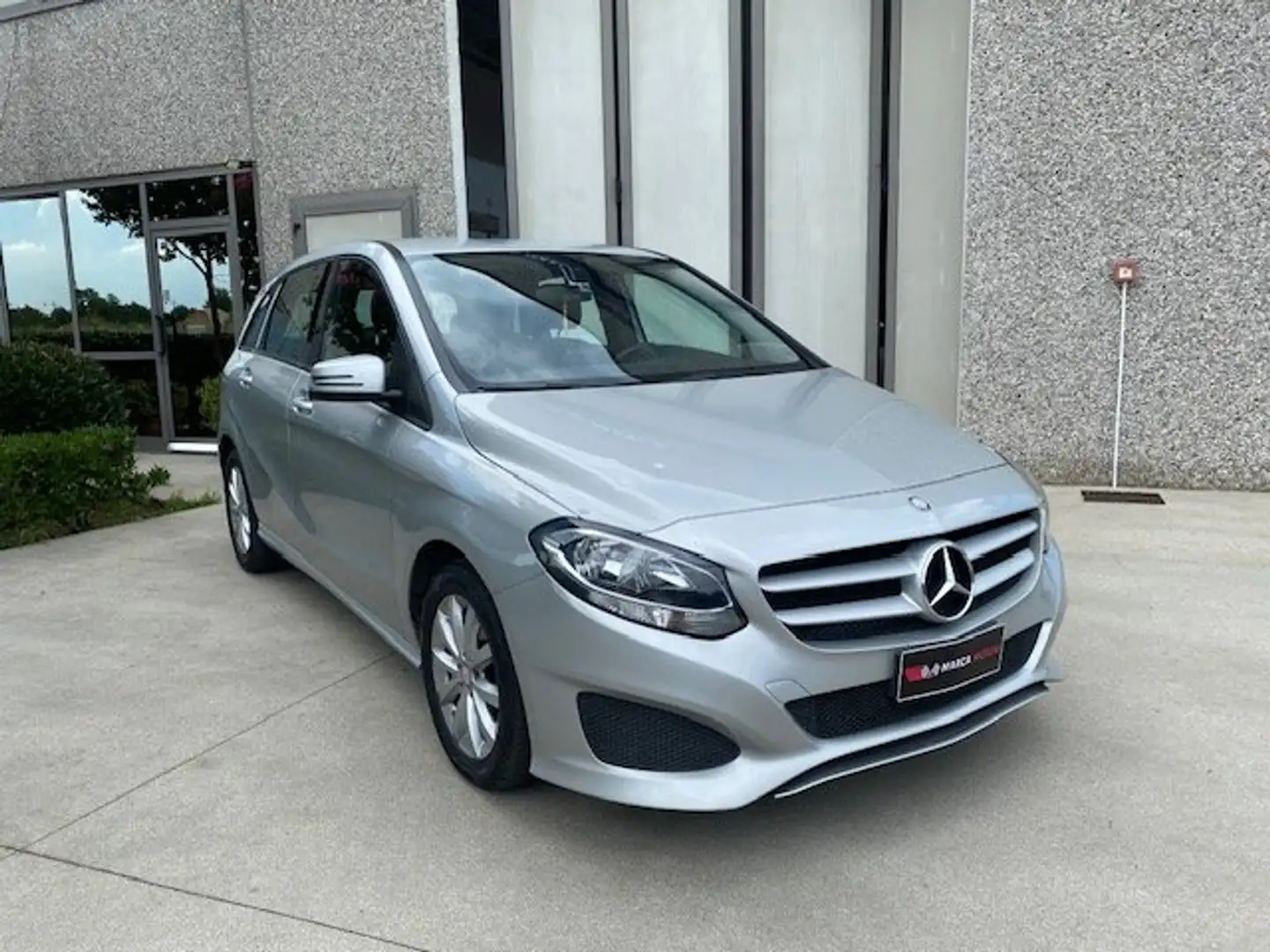 Mercedes-Benz B 180 Classe B - T246 d (cdi) Executive FL E6 Zilver - 2