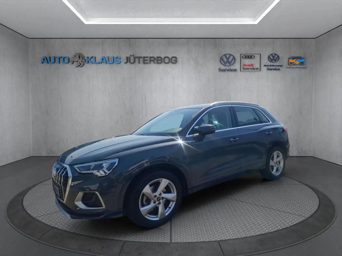 Audi Q3 advanced 35 1.5 TFSI LED-Scheinwerfer - Navi Grau - 2