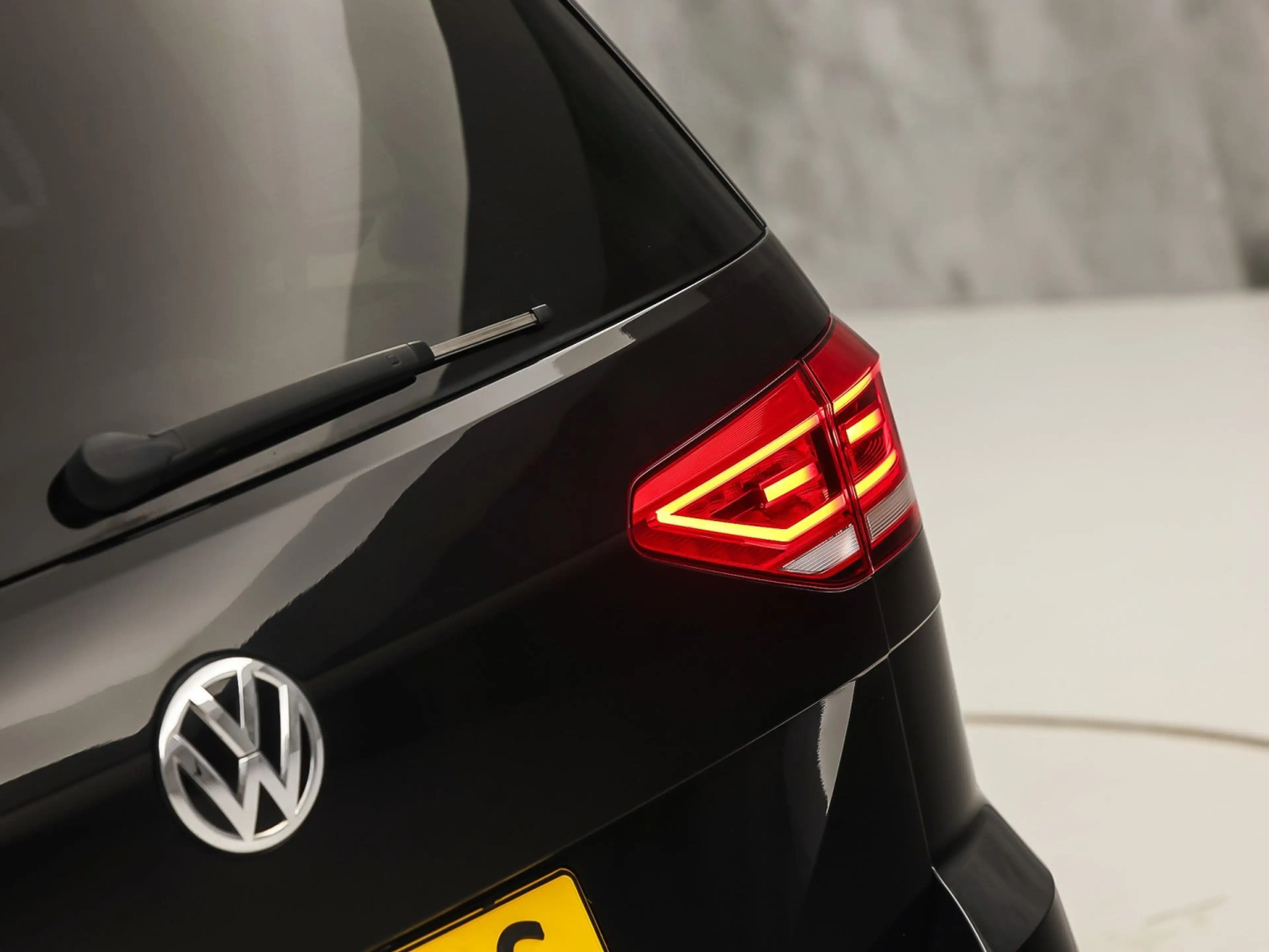 Volkswagen Touran 1.5 TSI R-Line Sport 7 Persoons 150Pk Automaat (2X — photo 43