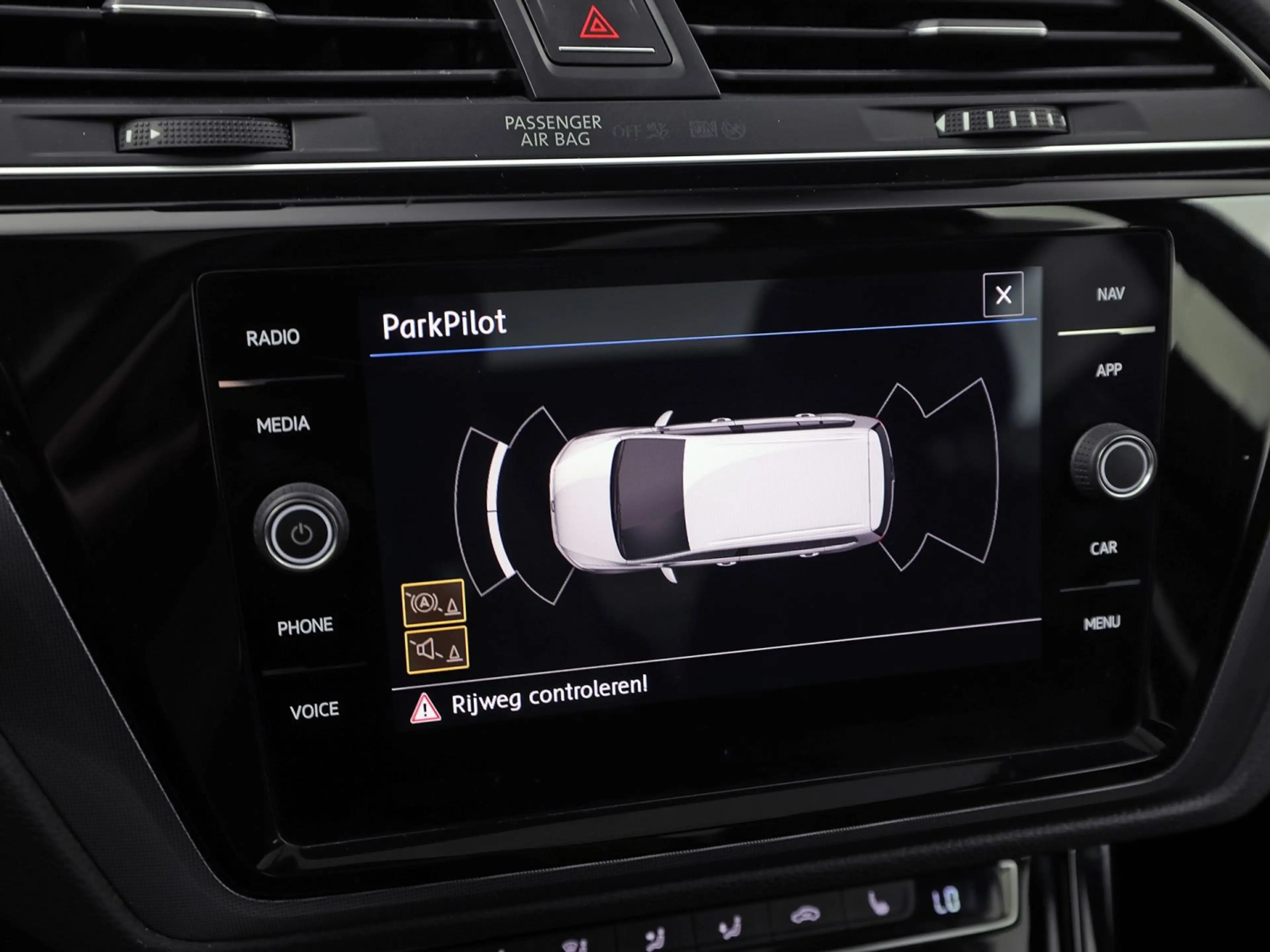 Volkswagen Touran 1.5 TSI R-Line Sport 7 Persoons 150Pk Automaat (2X — photo 37