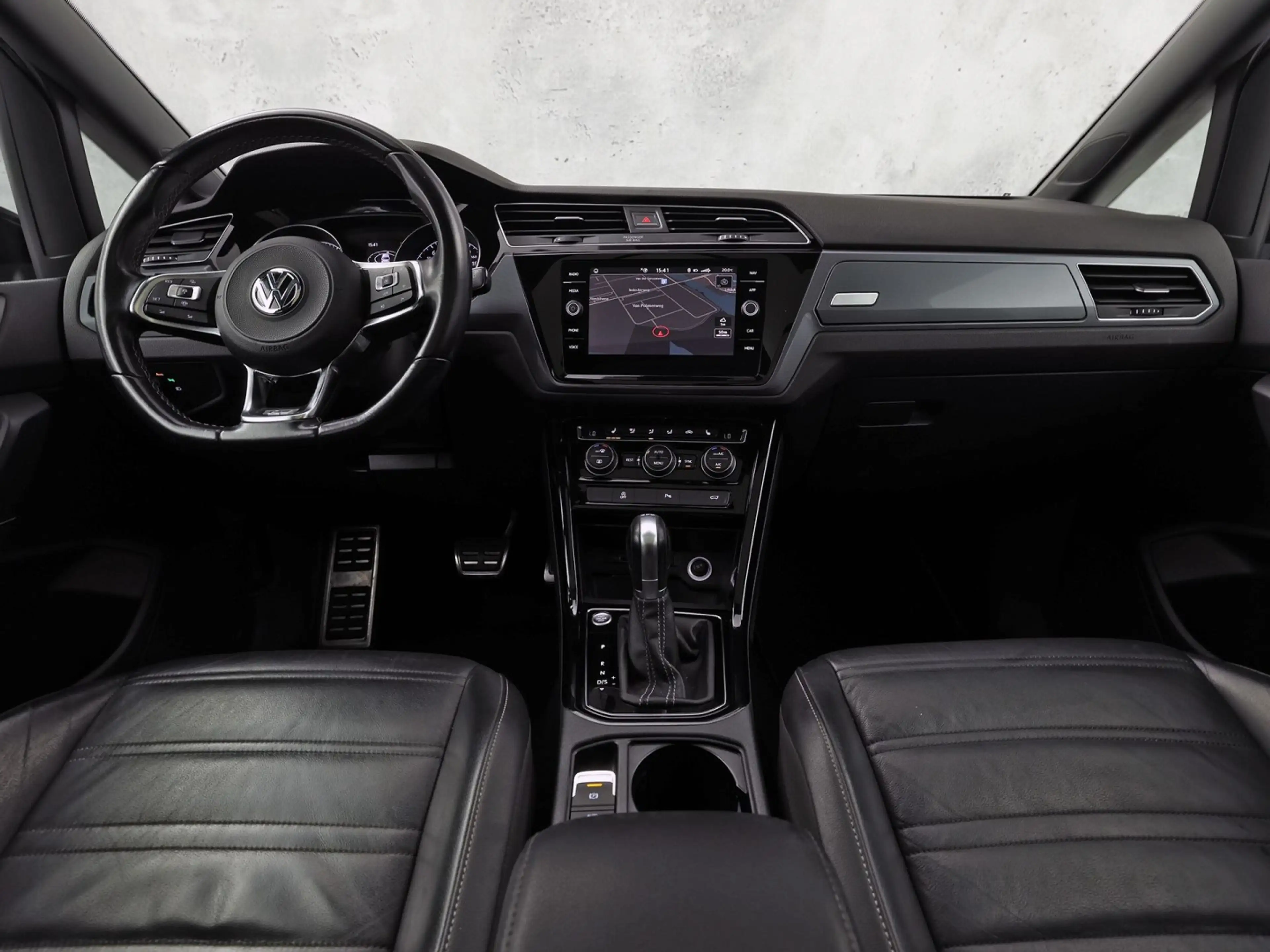 Volkswagen Touran 1.5 TSI R-Line Sport 7 Persoons 150Pk Automaat (2X — photo 6