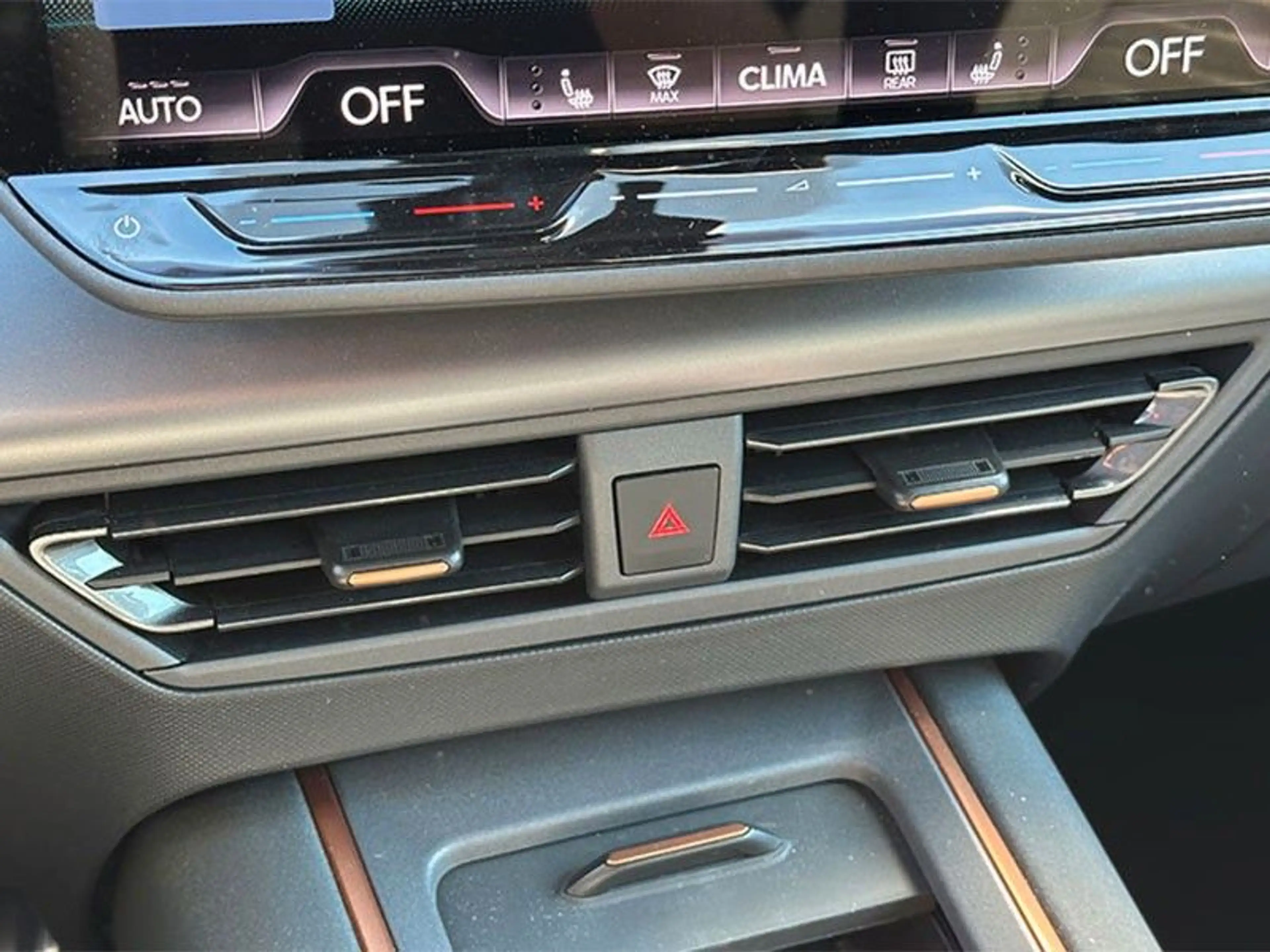 CUPRA Born 170 kW — photo 16