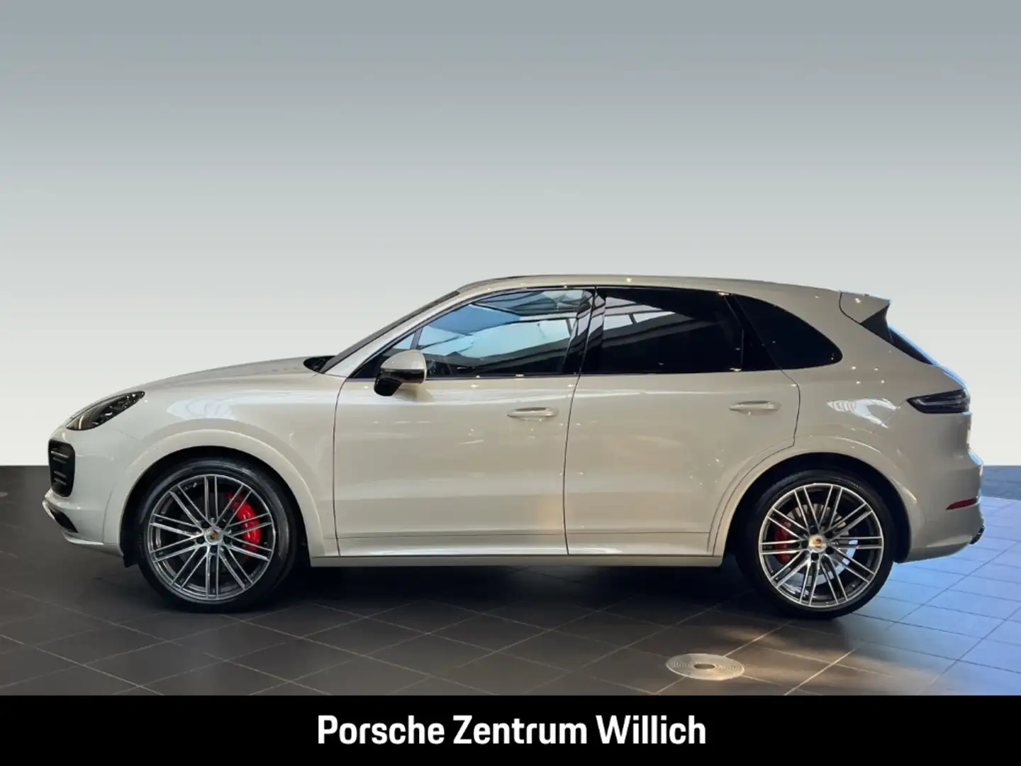 Porsche Cayenne GTS Sportabgasanlage BOSE Panoramadach Bej - 2