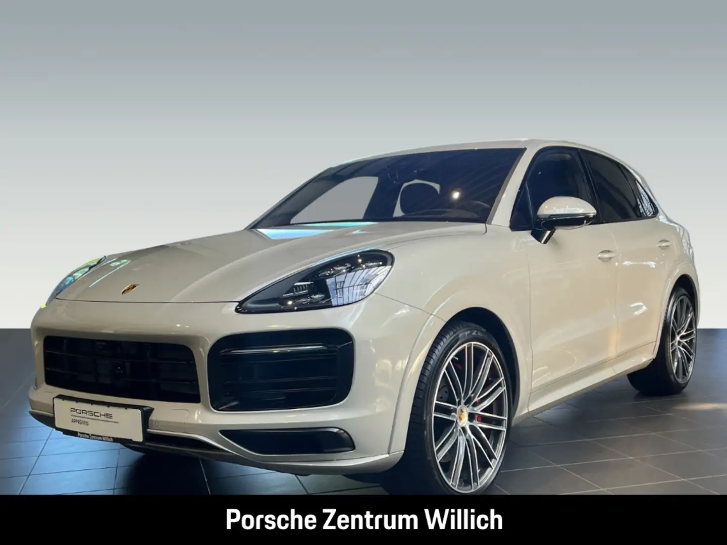 Porsche Cayenne GTS Sportabgasanlage BOSE Panoramadach Bej - 1