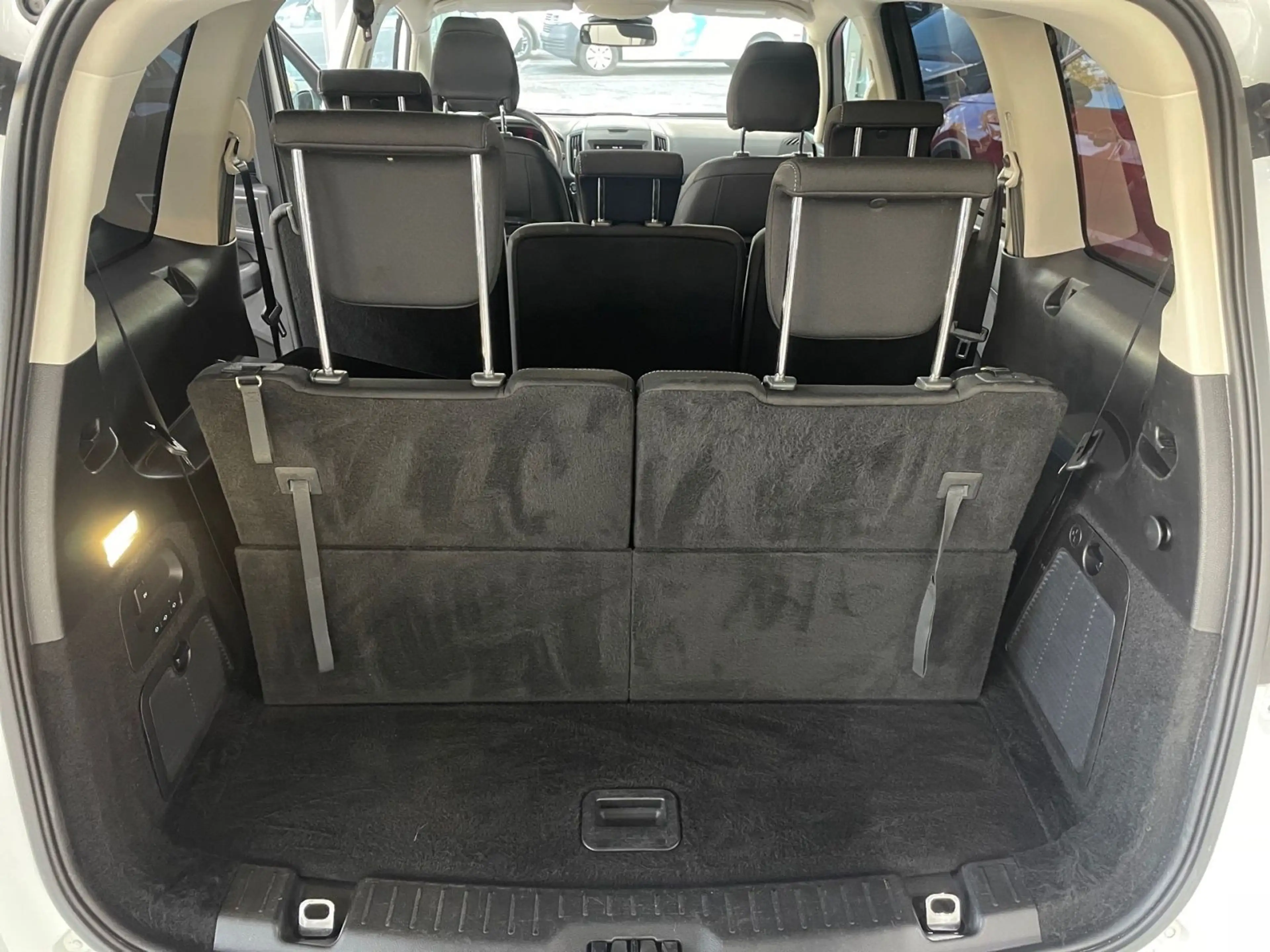 Ford Galaxy Business 1,5 l 118 kW 6-Gang*7Sitze*Navi* — photo 14