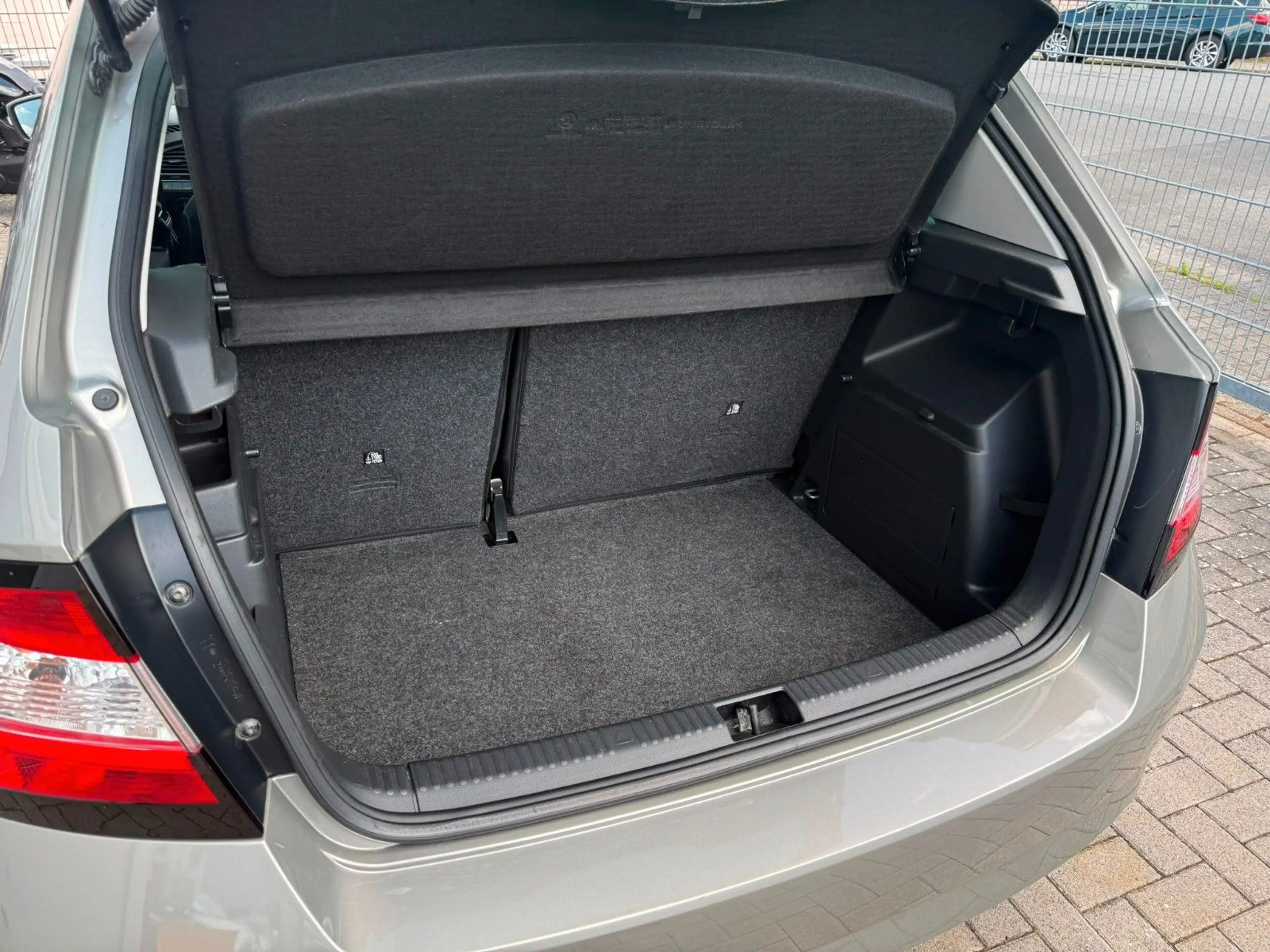 Skoda Fabia Edition — photo 10
