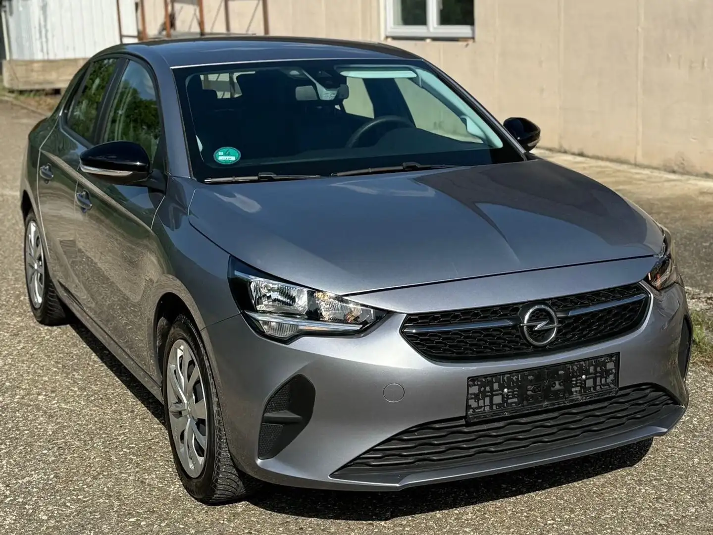 Opel Corsa Basis - 1