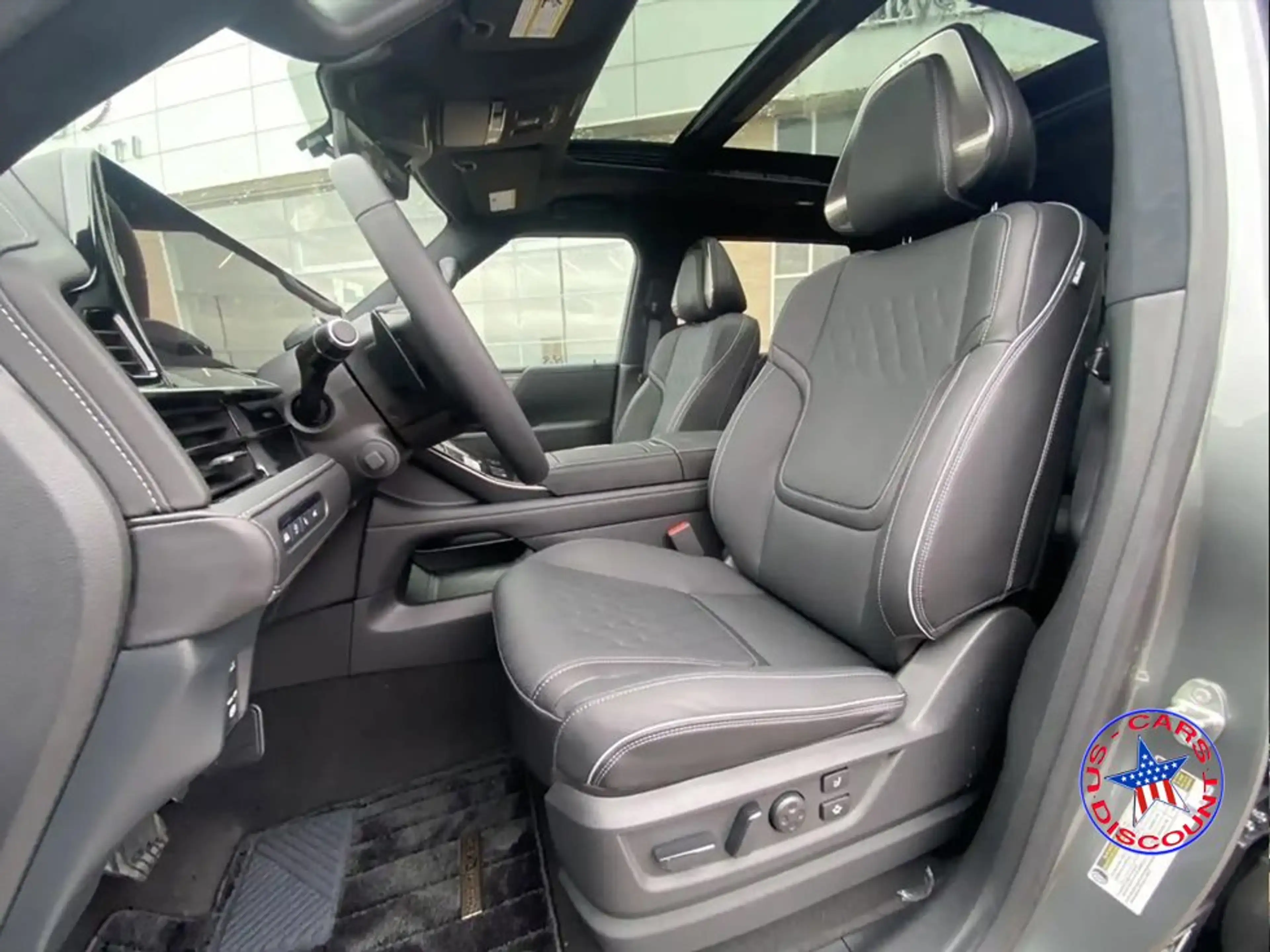 Infiniti QX80 Neu! 2026 QX80 Autograph 3.5L V6 AWD. 7 Sitze — photo 6
