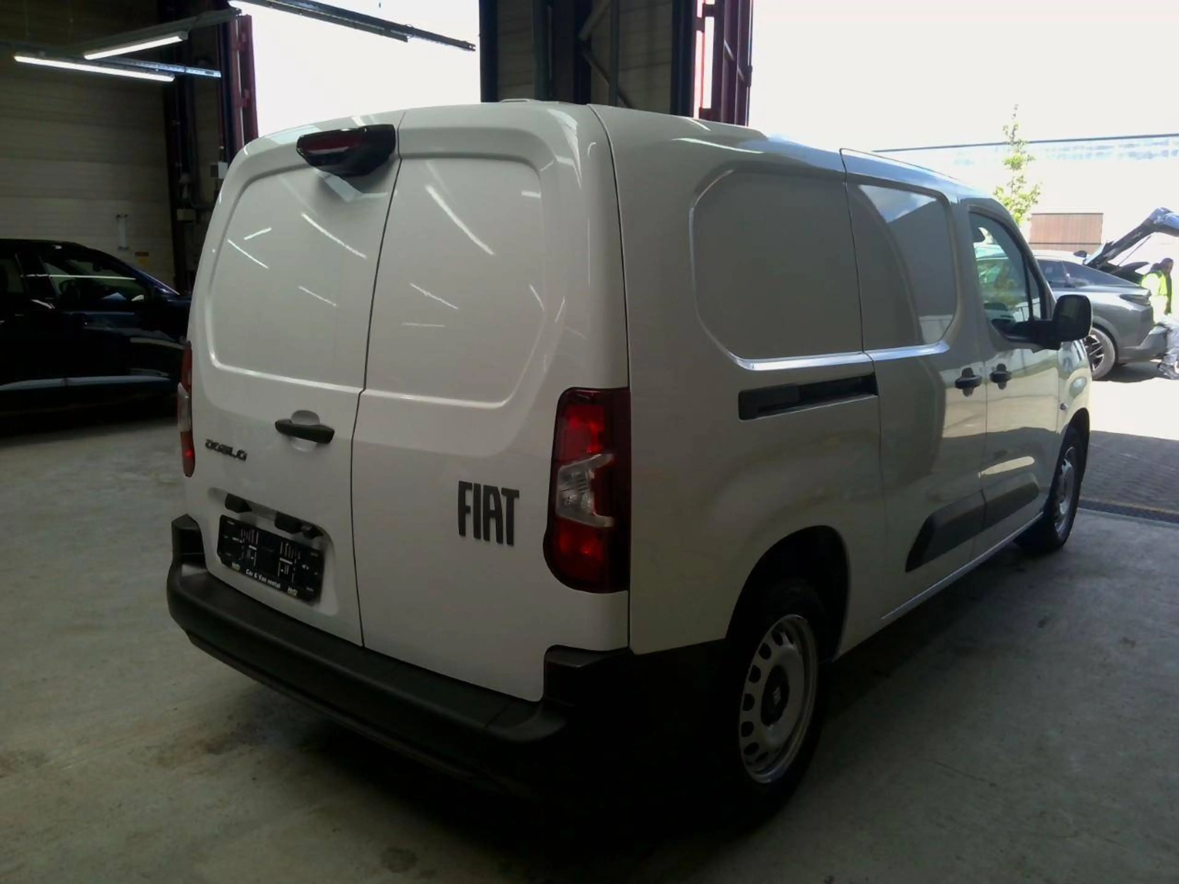 Fiat Doblo Van L2 Heavy 1.5 BlueHDi 100 S&S MT — photo 3