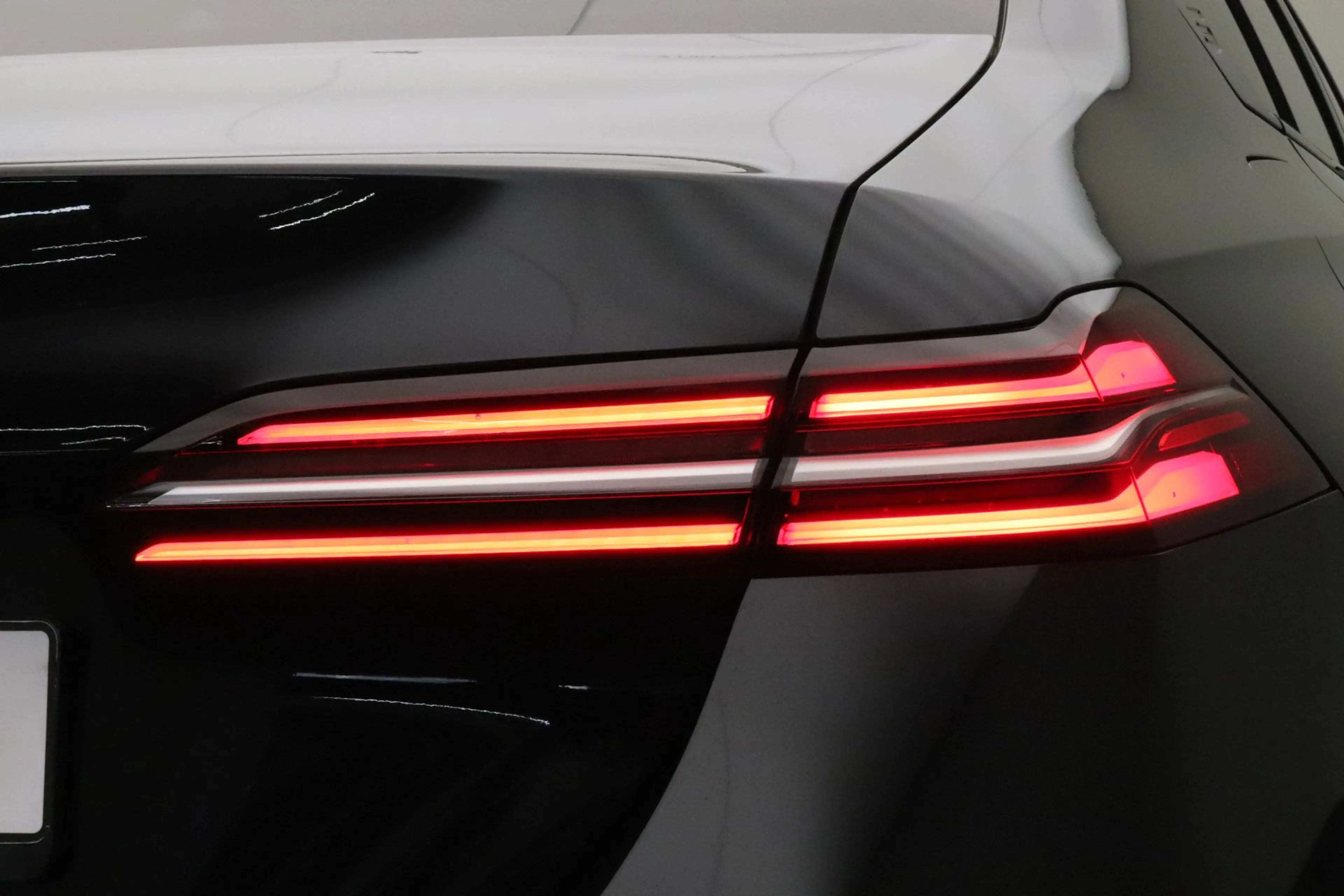 BMW 530 5-serie 530e M Sport Edition | Achteruitrijcamera — photo 7