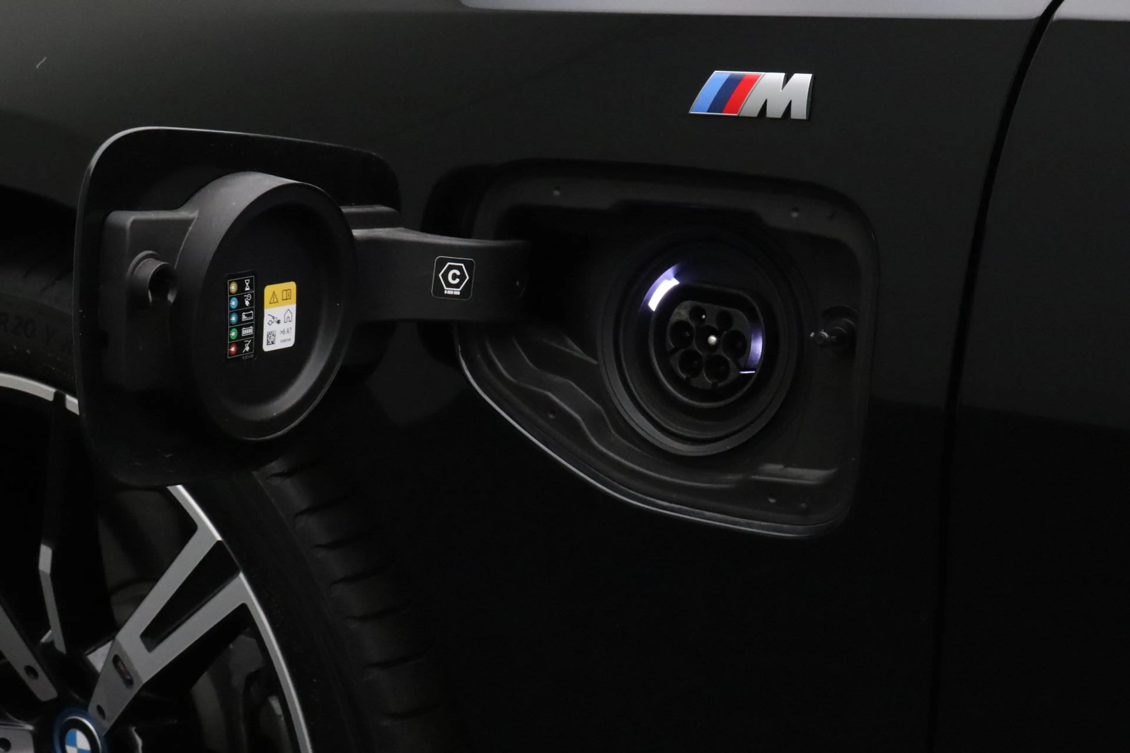BMW 530 5-serie 530e M Sport Edition | Achteruitrijcamera — photo 14