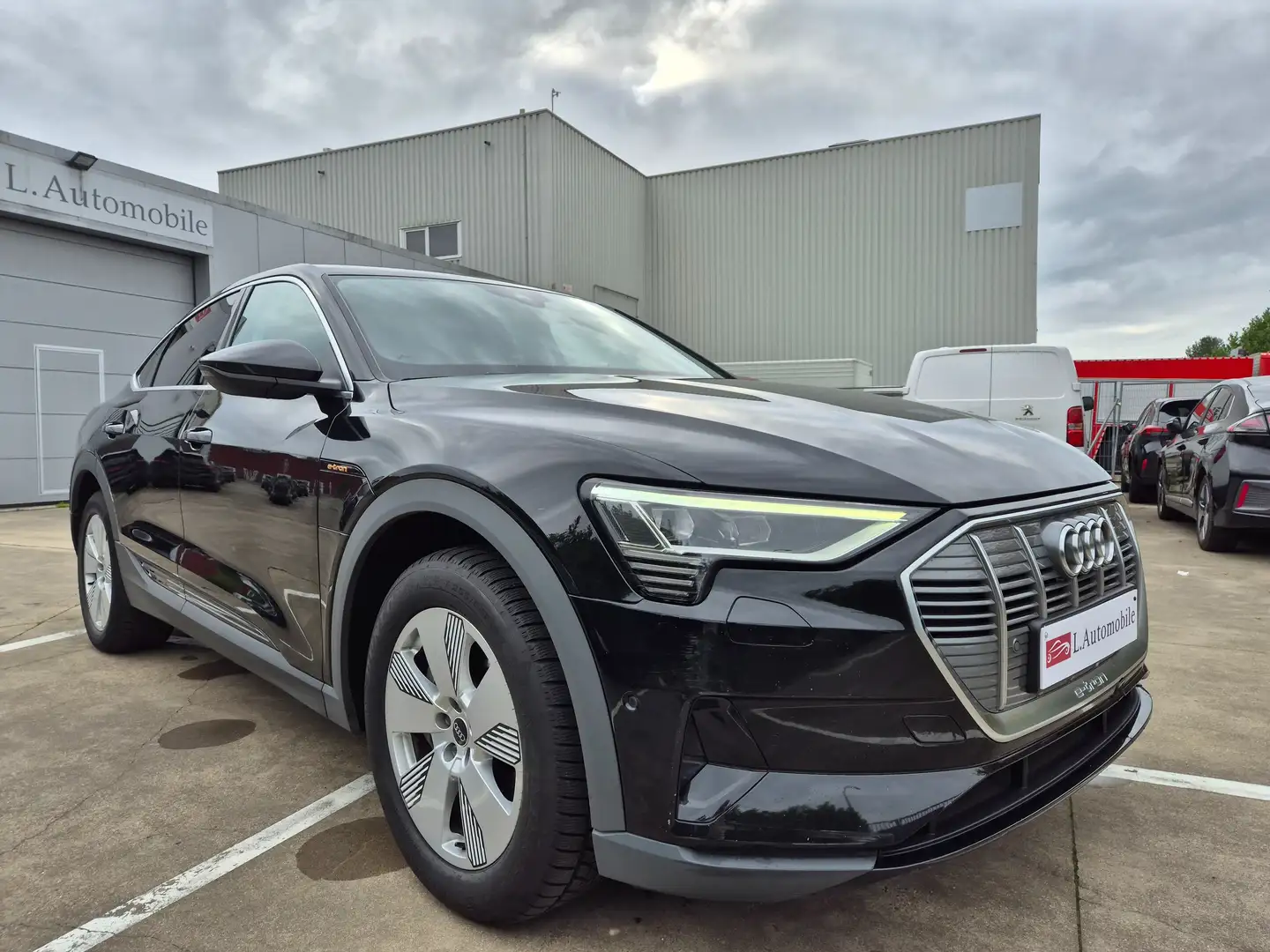 Audi e-tron E-Tron 50 // SPORTBACK // QUATTRO Schwarz - 2