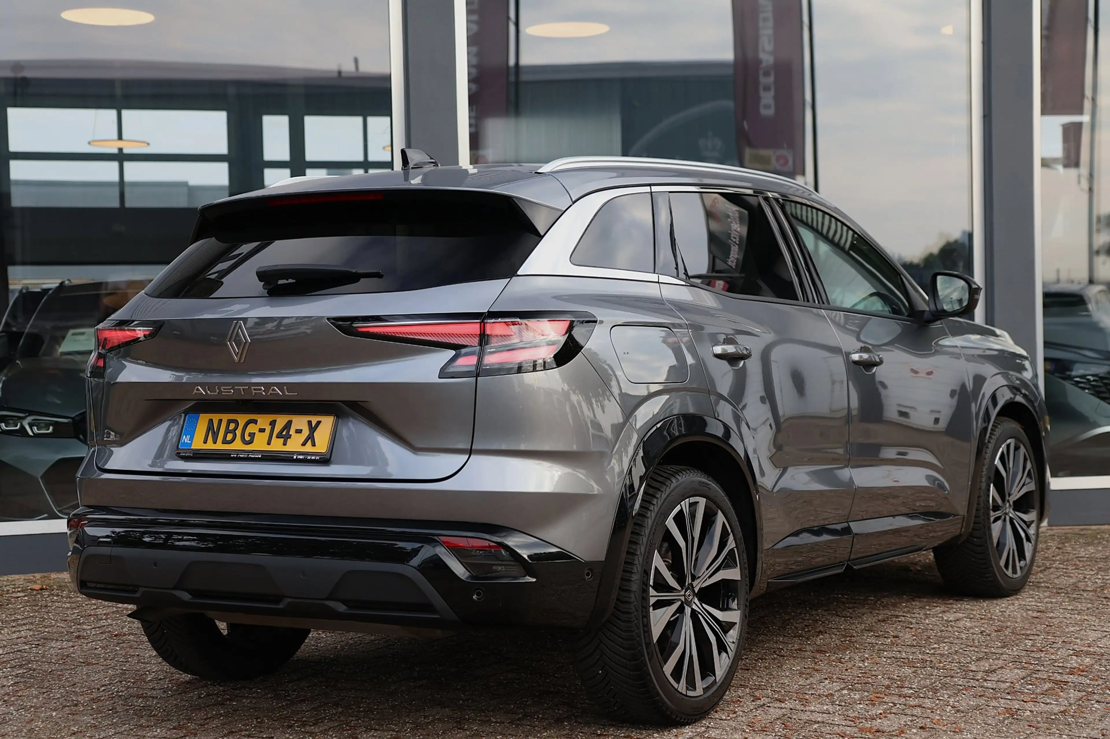 Renault Austral 1.3 mild hybrid 150 X-Tronic techno Panoramdak 4 s — photo 4