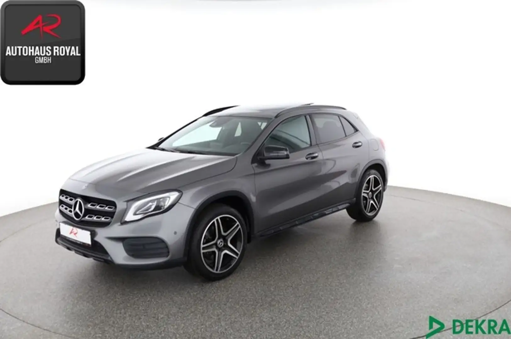 Mercedes-Benz GLA 250 AMG NIGHTPAKET PANO,PARKLENK,SCHECKHEFT Gris - 1