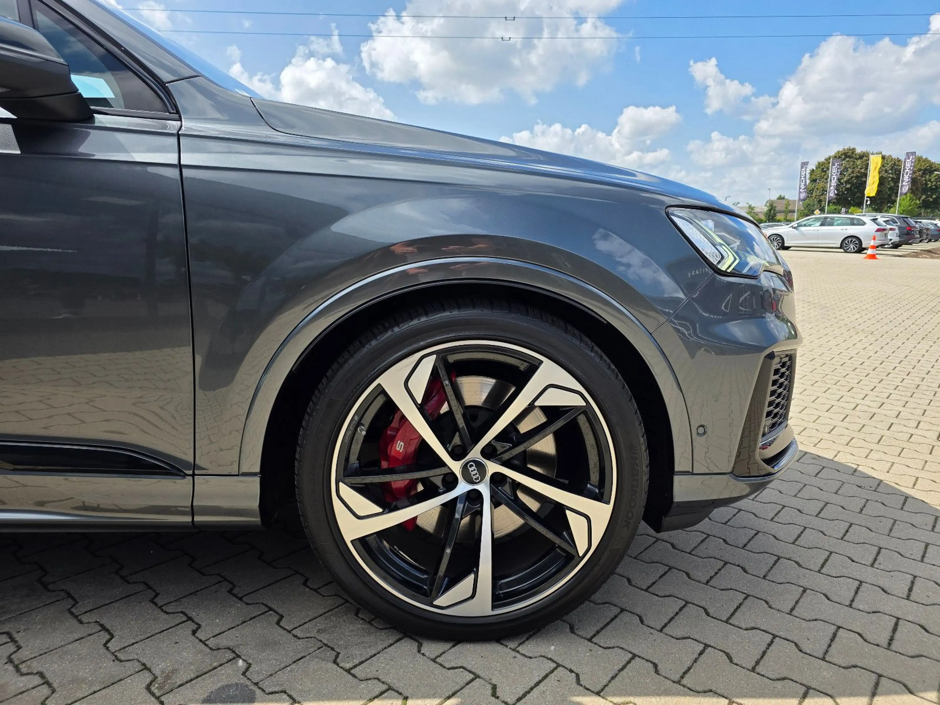 Audi SQ7 4.0 TDI quattro*HuD*7-Sitze*Matrix*Pano*AHK* — photo 13