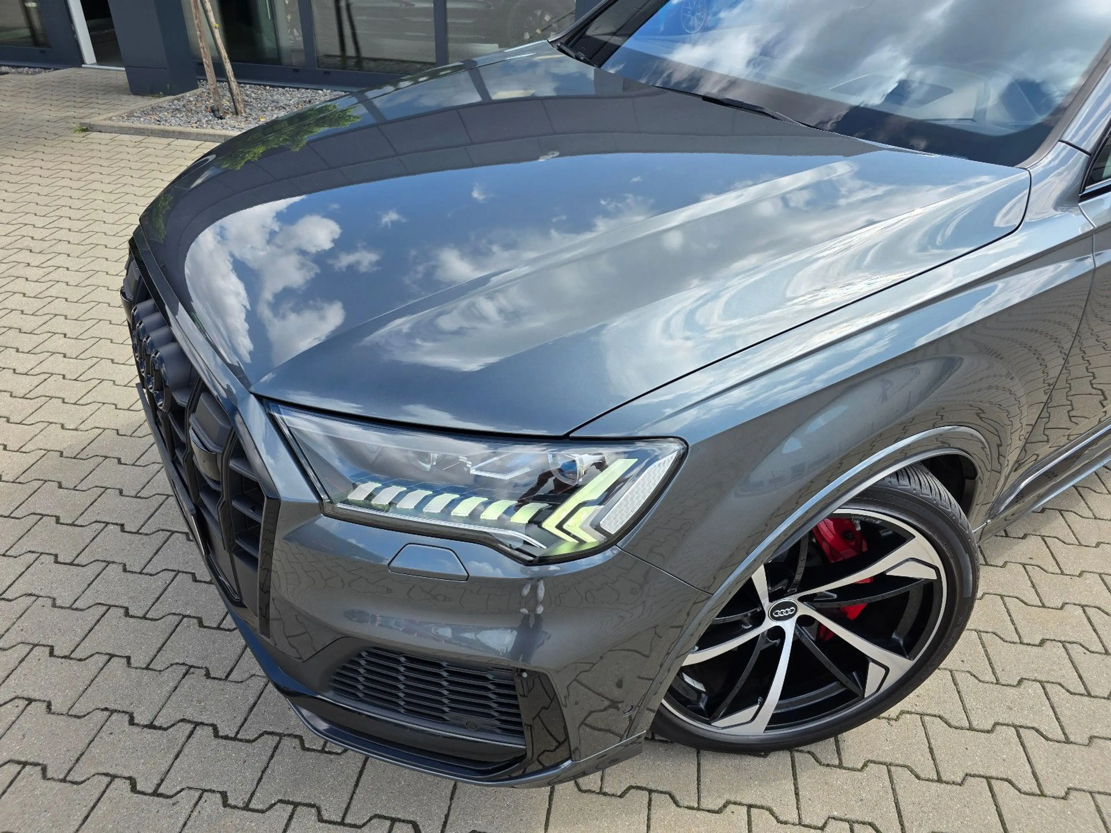 Audi SQ7 4.0 TDI quattro*HuD*7-Sitze*Matrix*Pano*AHK* — photo 3