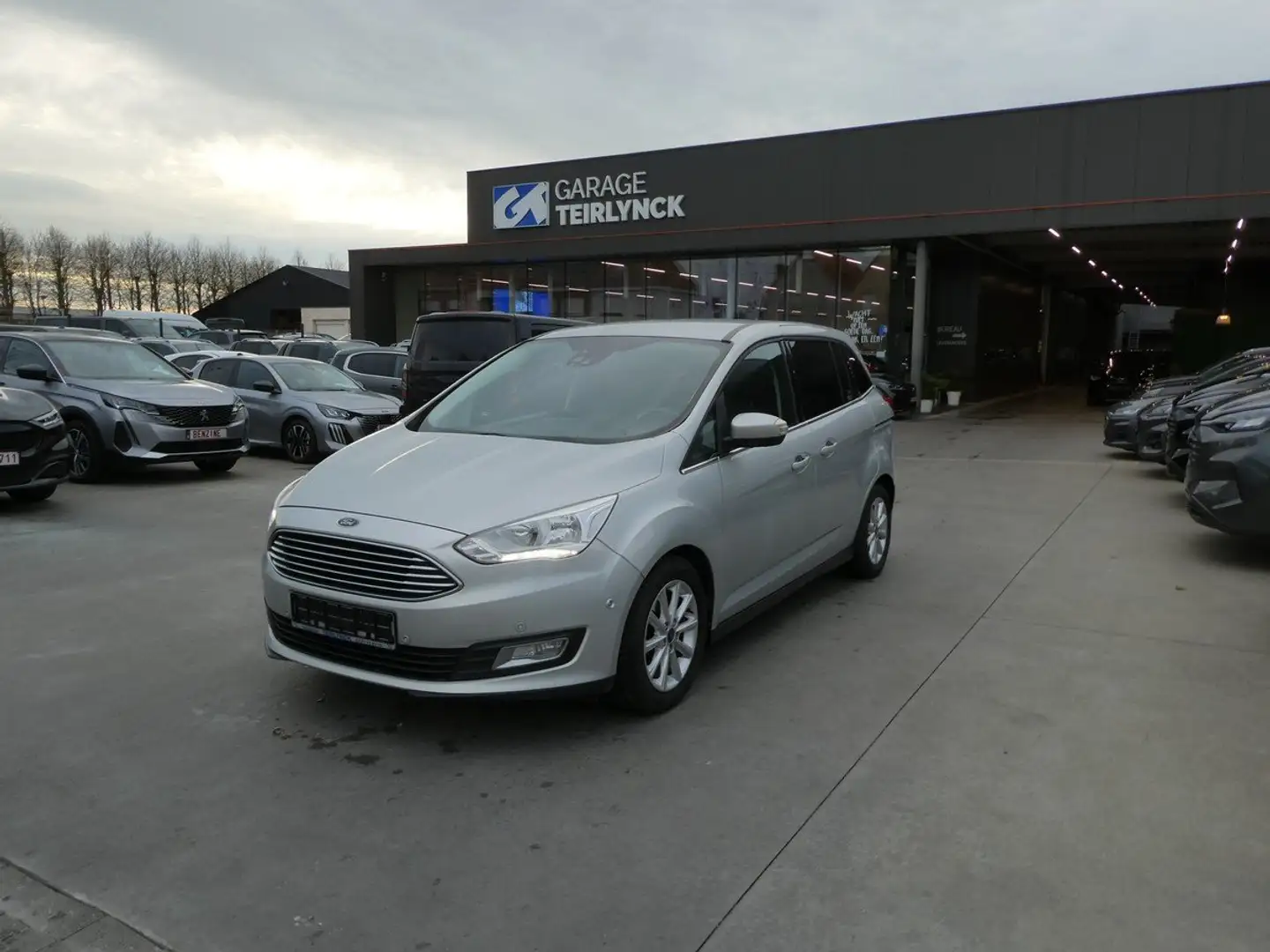 Ford Grand C-Max 7pl 1.0 i benzine 125pk Titanium Luxe '16 (78650) Argent - 1