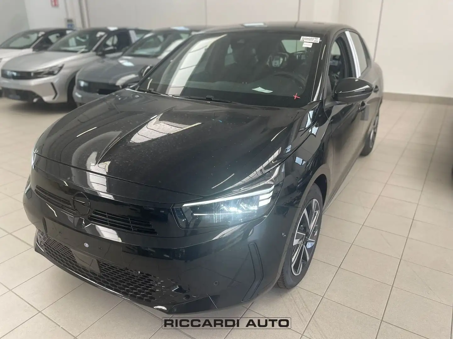 Opel Corsa Nuova GS 1.2 100CV MT6 Noir - 1