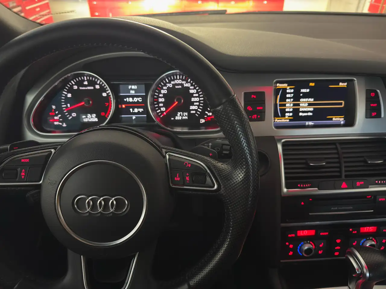 Audi Q7 снимка Audi Q7