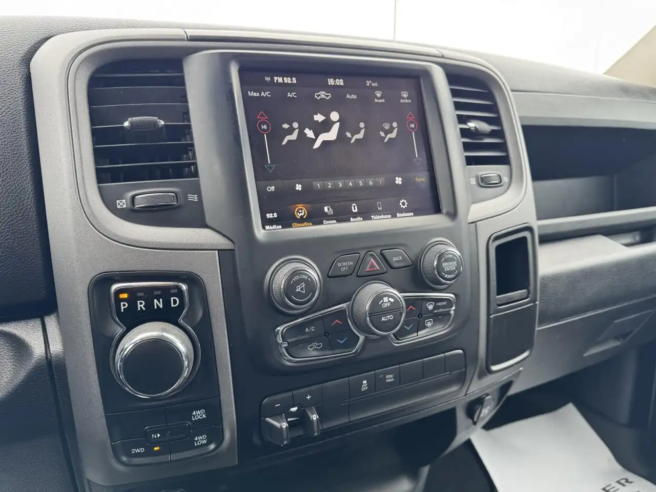 RAM 1500 снимка RAM 1500
