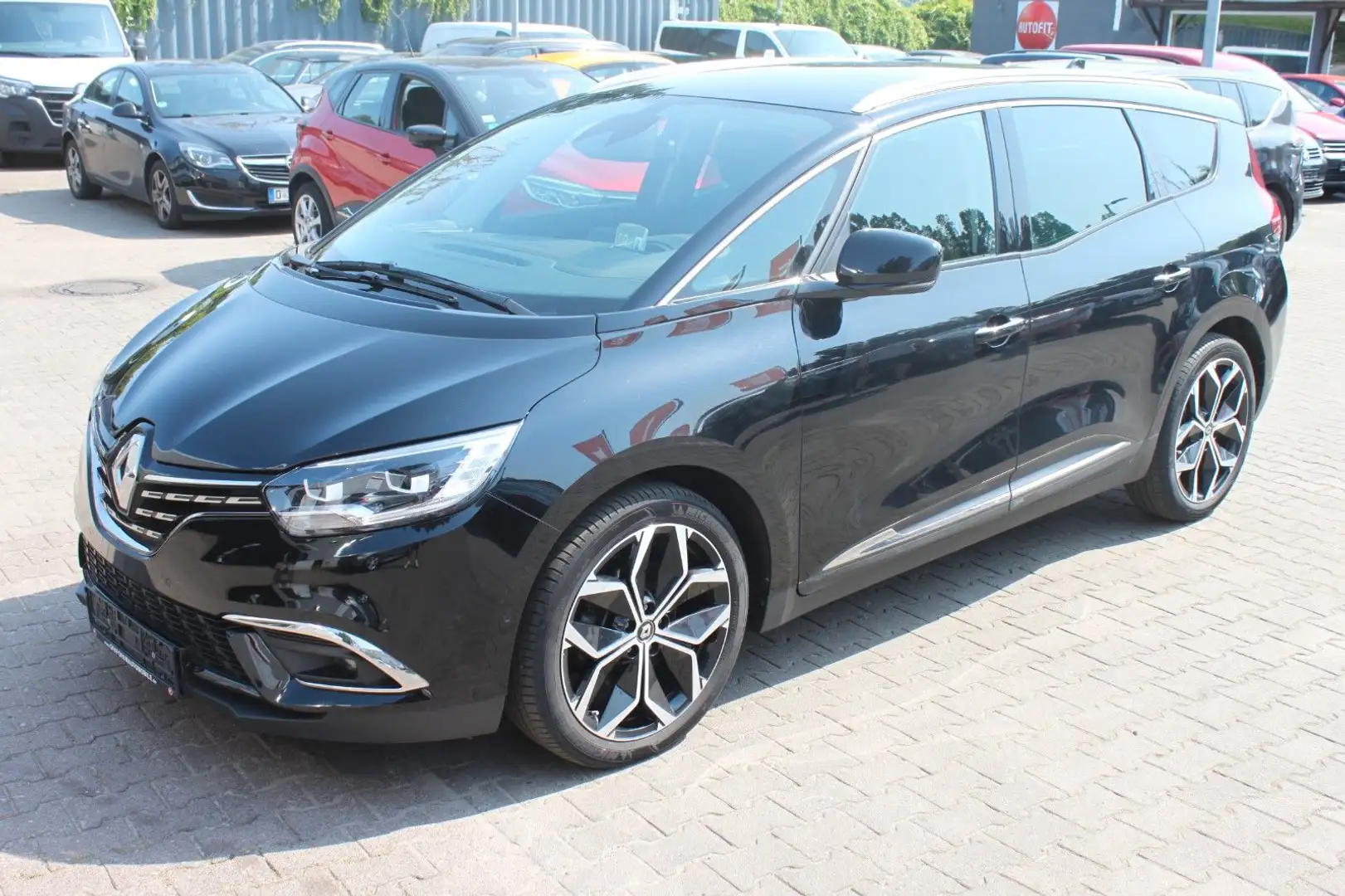 Renault Grand Scenic Schwarz - 1