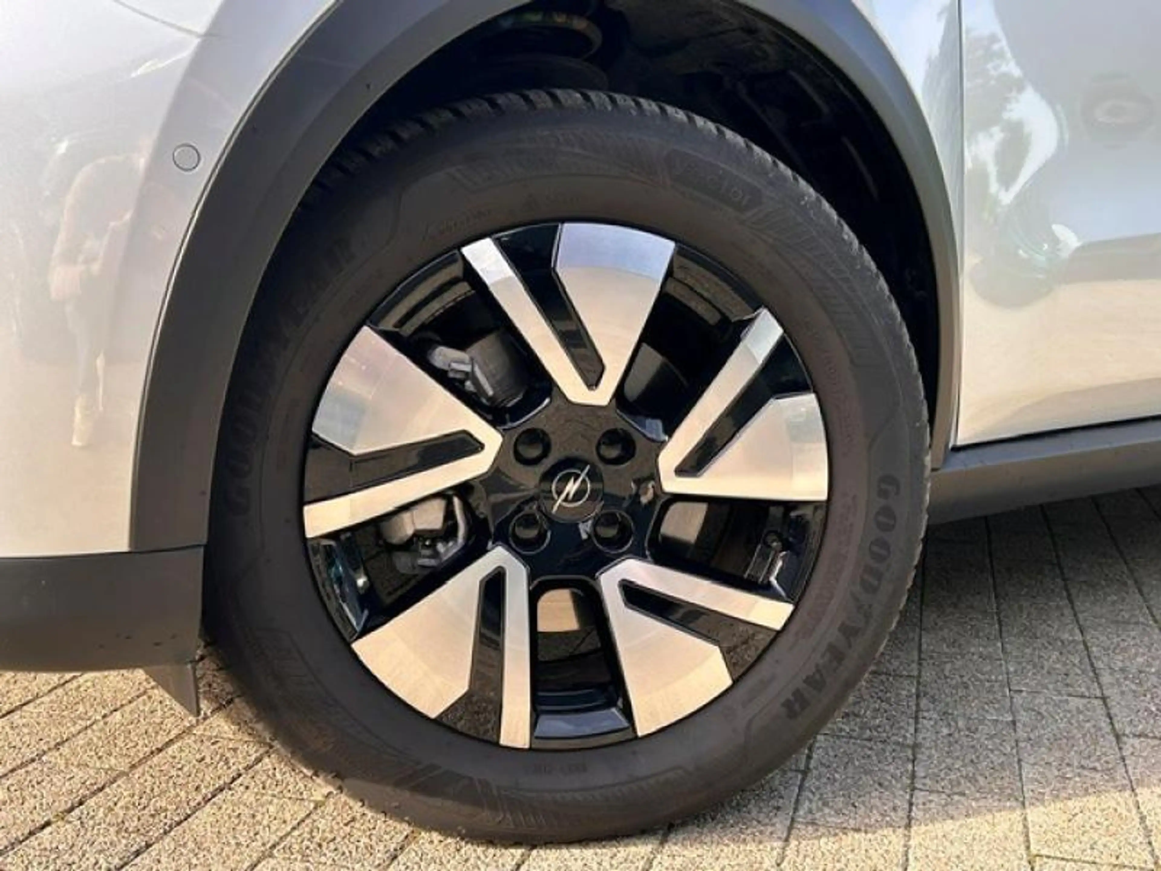 Opel Frontera GS — photo 10