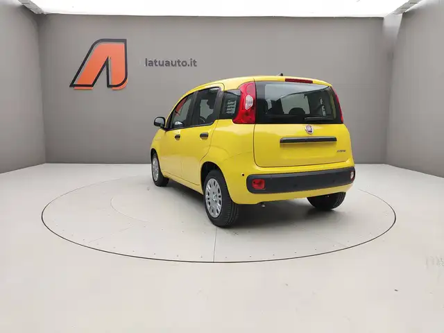 Fiat Panda view 4