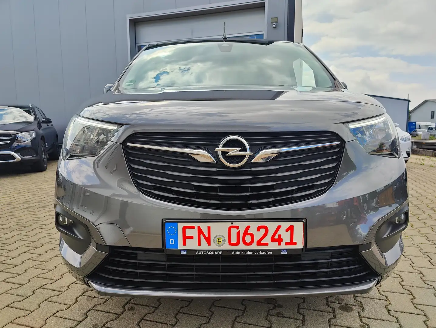 Opel Combo Elegance / NAVI / 5 SITZER / SCHECKHEFT Gris - 2