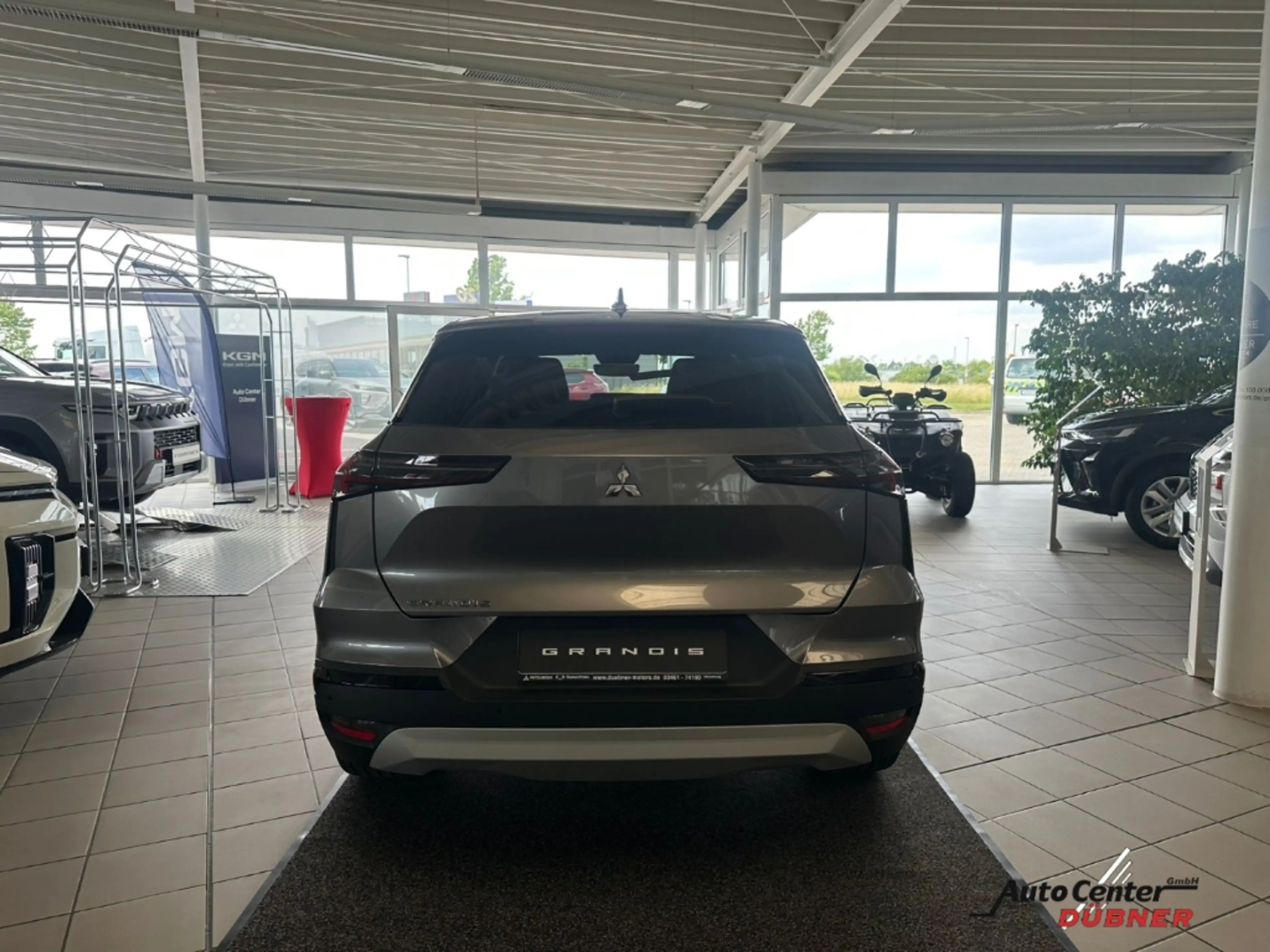 Mitsubishi Grandis 1.3 MHEV 103 kW Diamant TOP — photo 5
