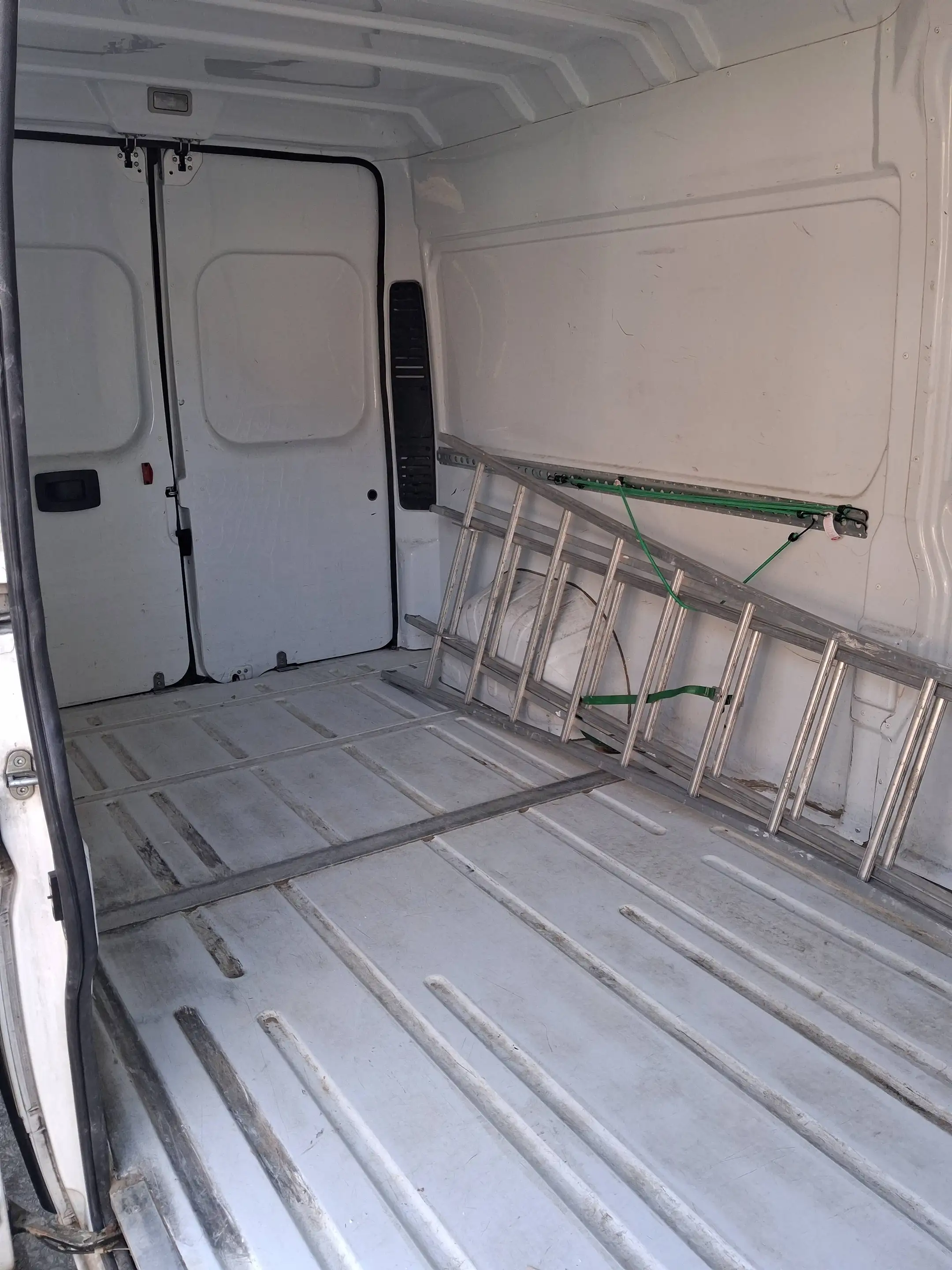 Peugeot Boxer 2.2 BlueHDi L3H2 EURO 6D — photo 11