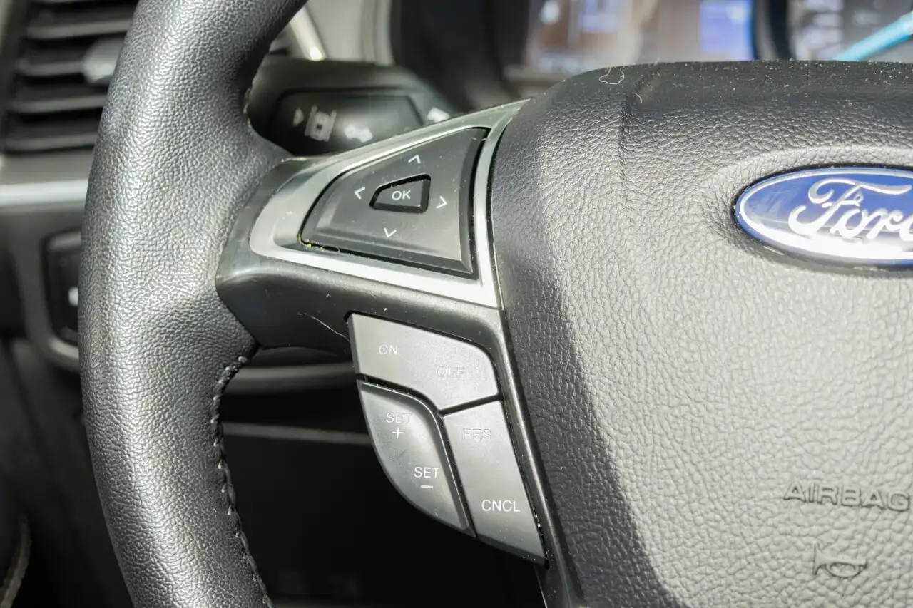 Ford Edge photo Ford Edge